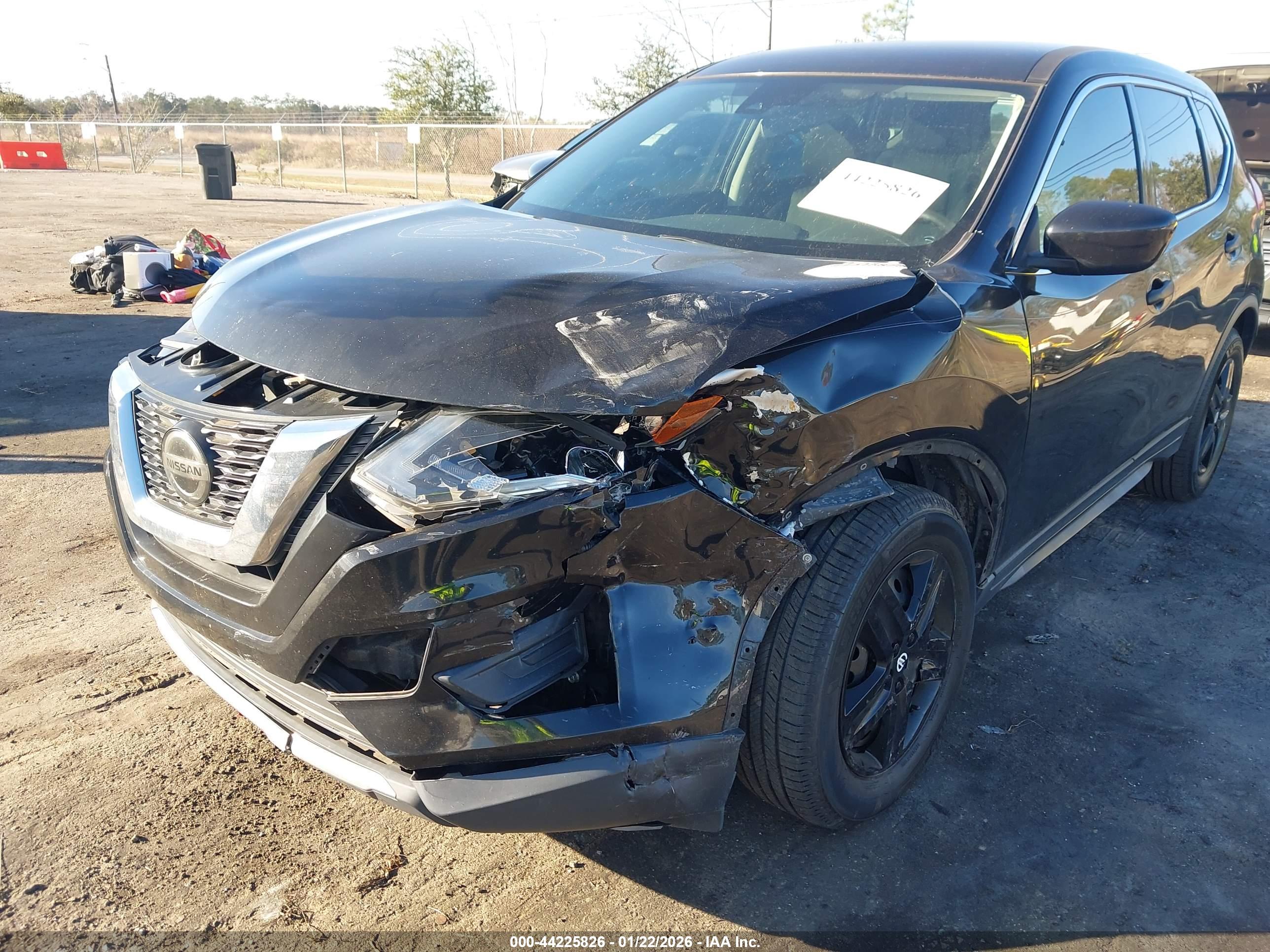 NISSAN ROGUE image 6