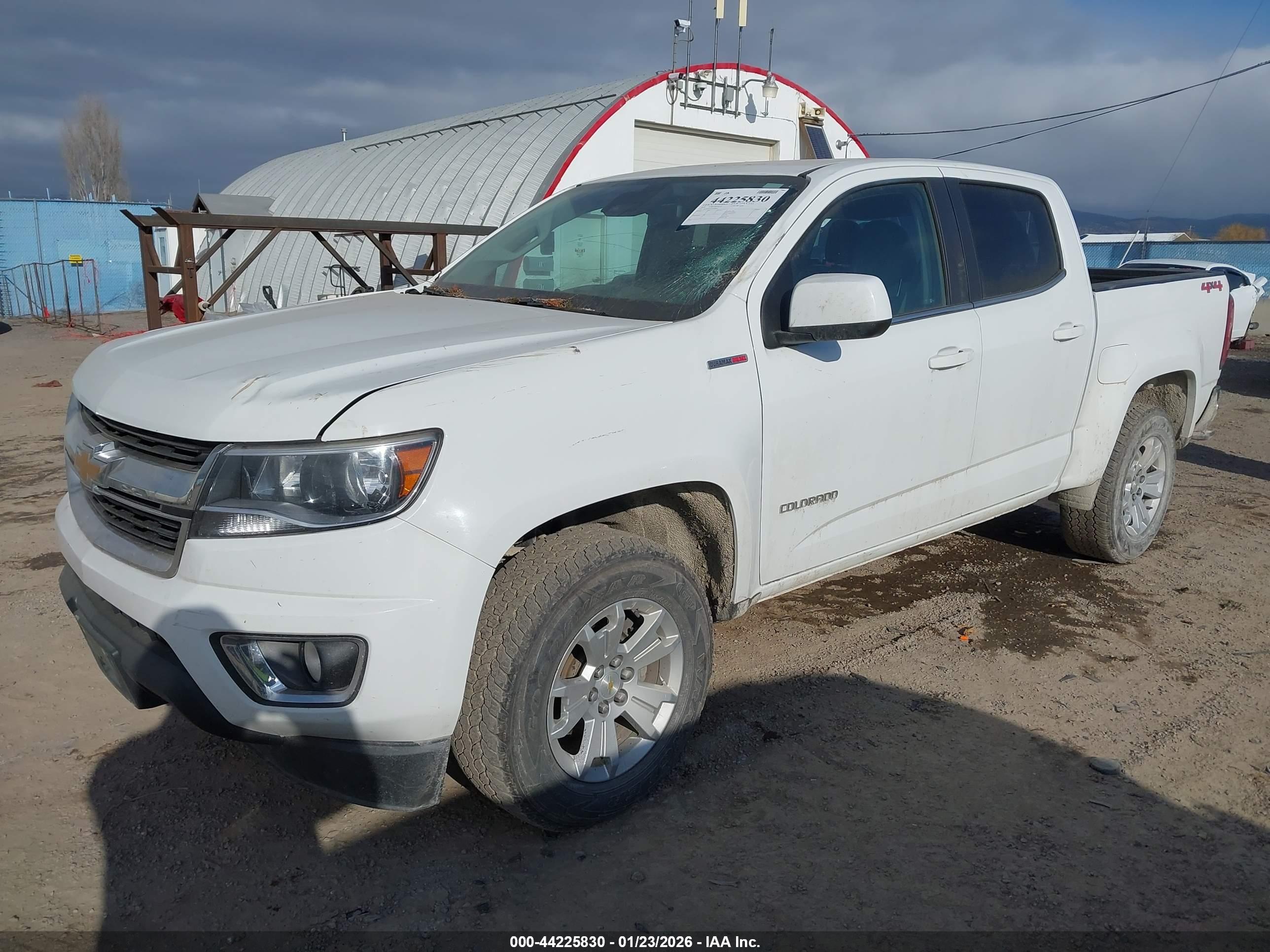 CHEVROLET COLORADO image 2
