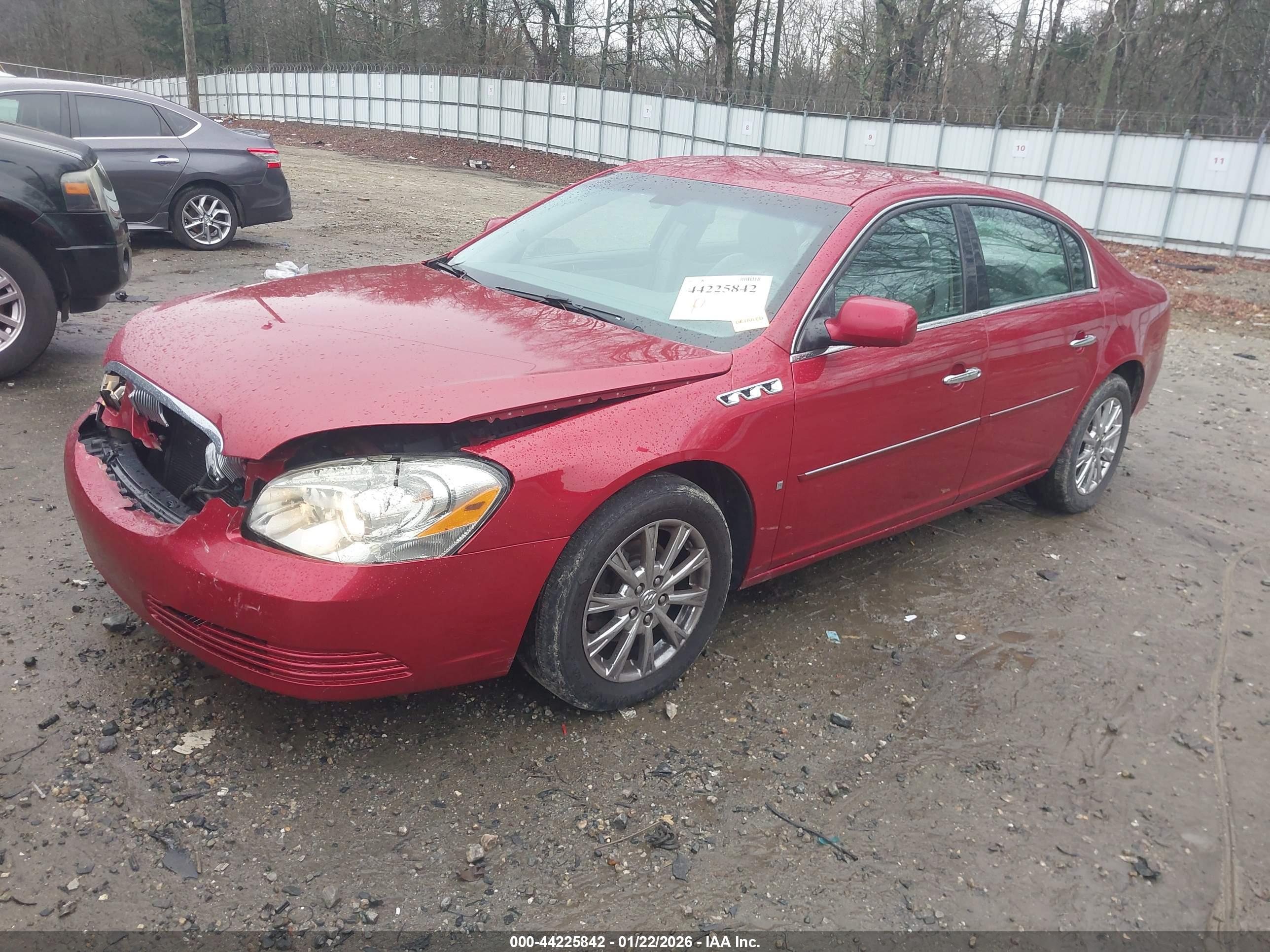 BUICK LUCERNE image 2