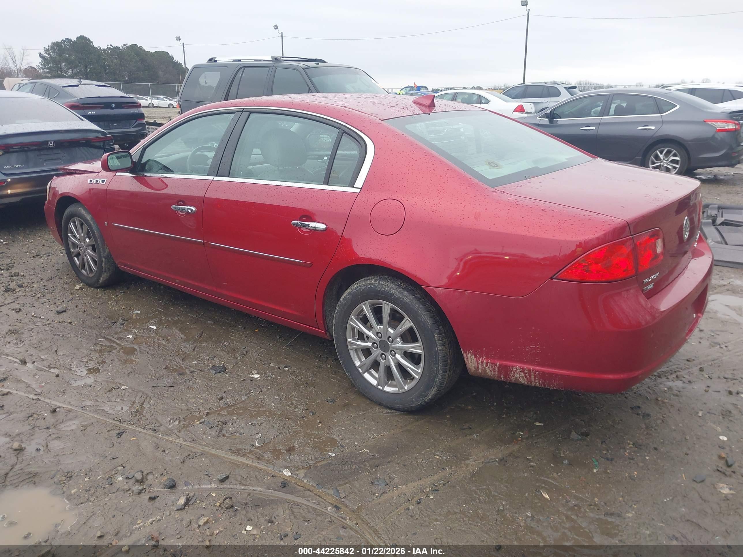BUICK LUCERNE image 3