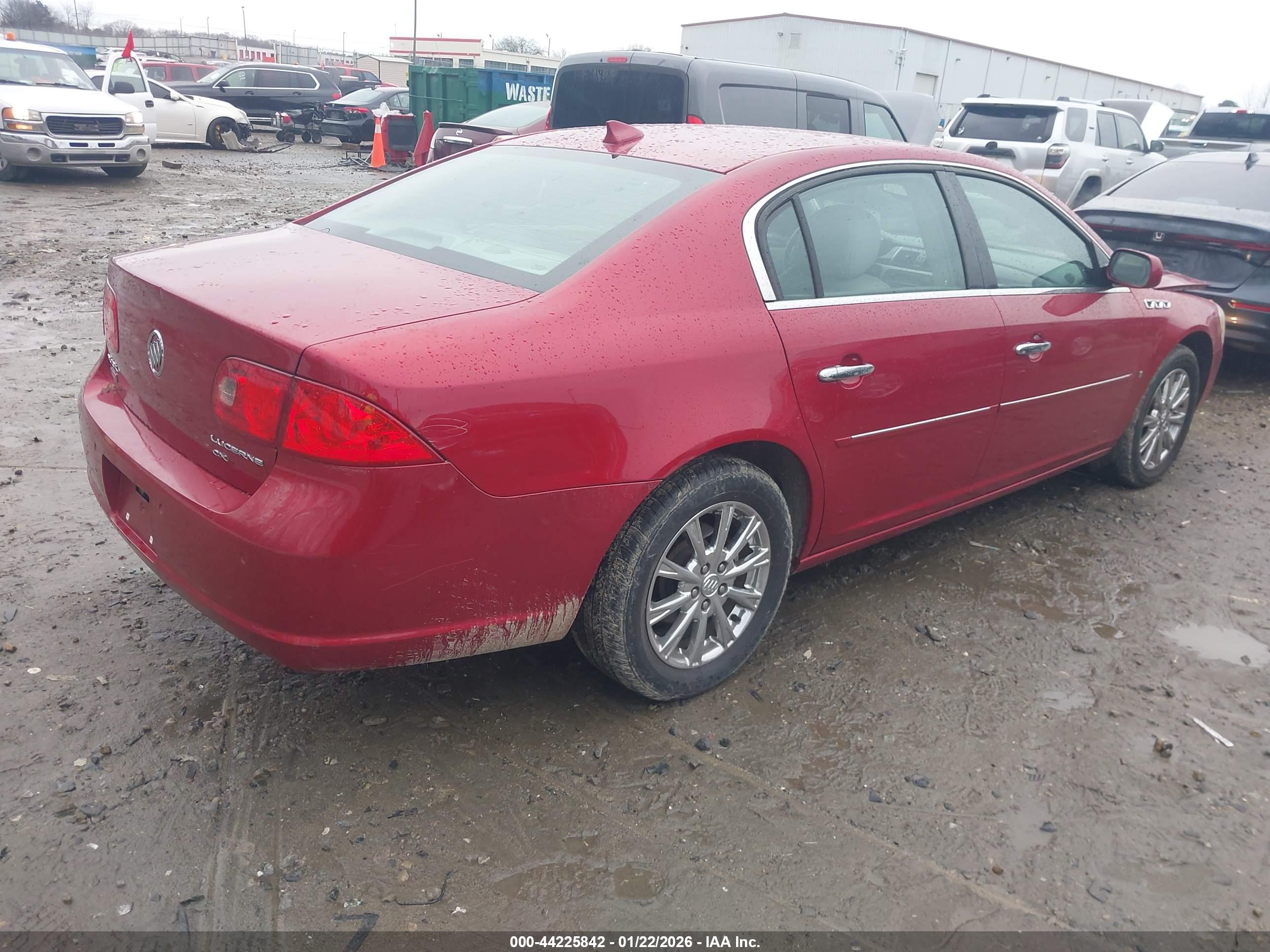 BUICK LUCERNE image 4