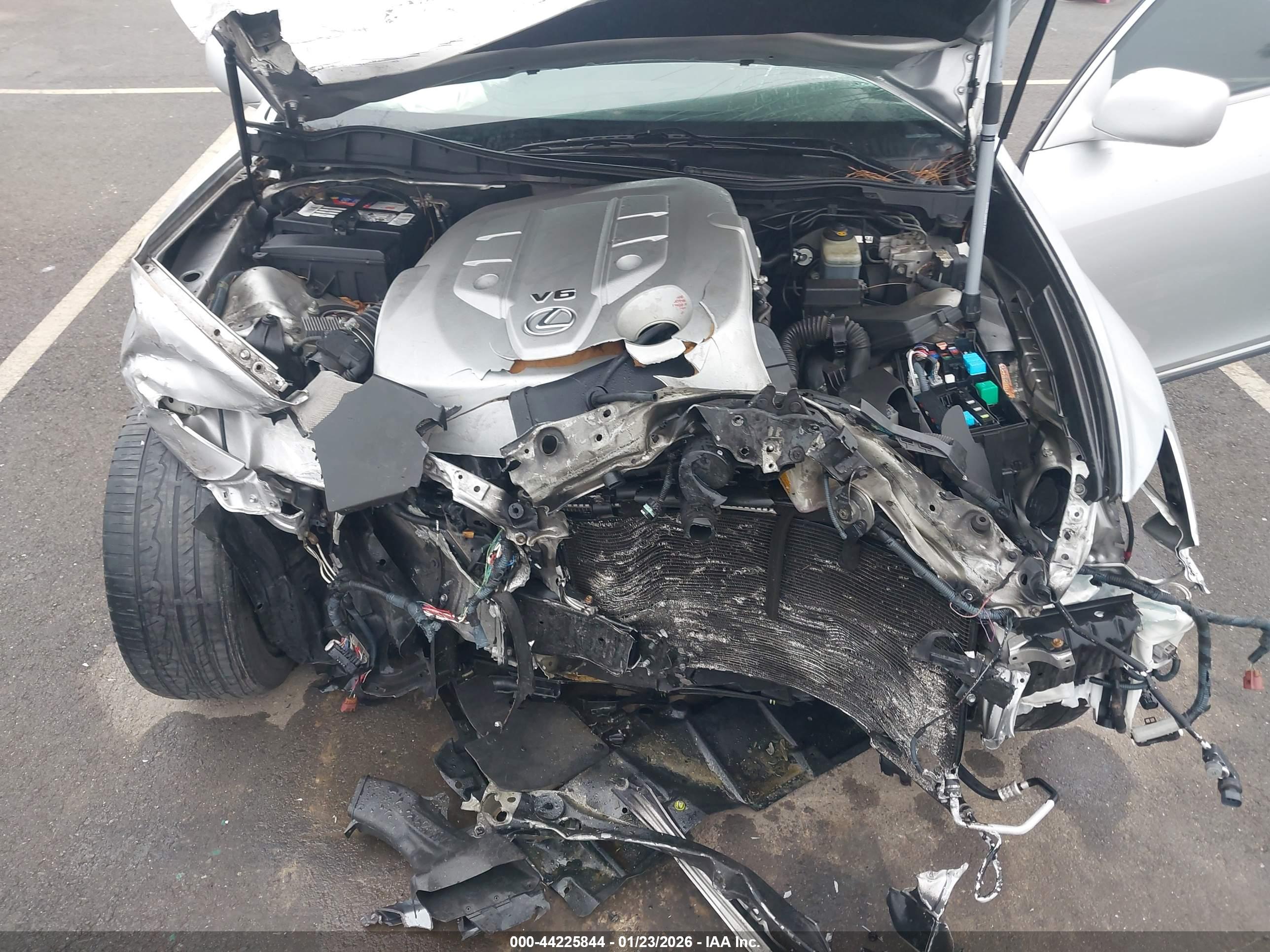 LEXUS GS image 10
