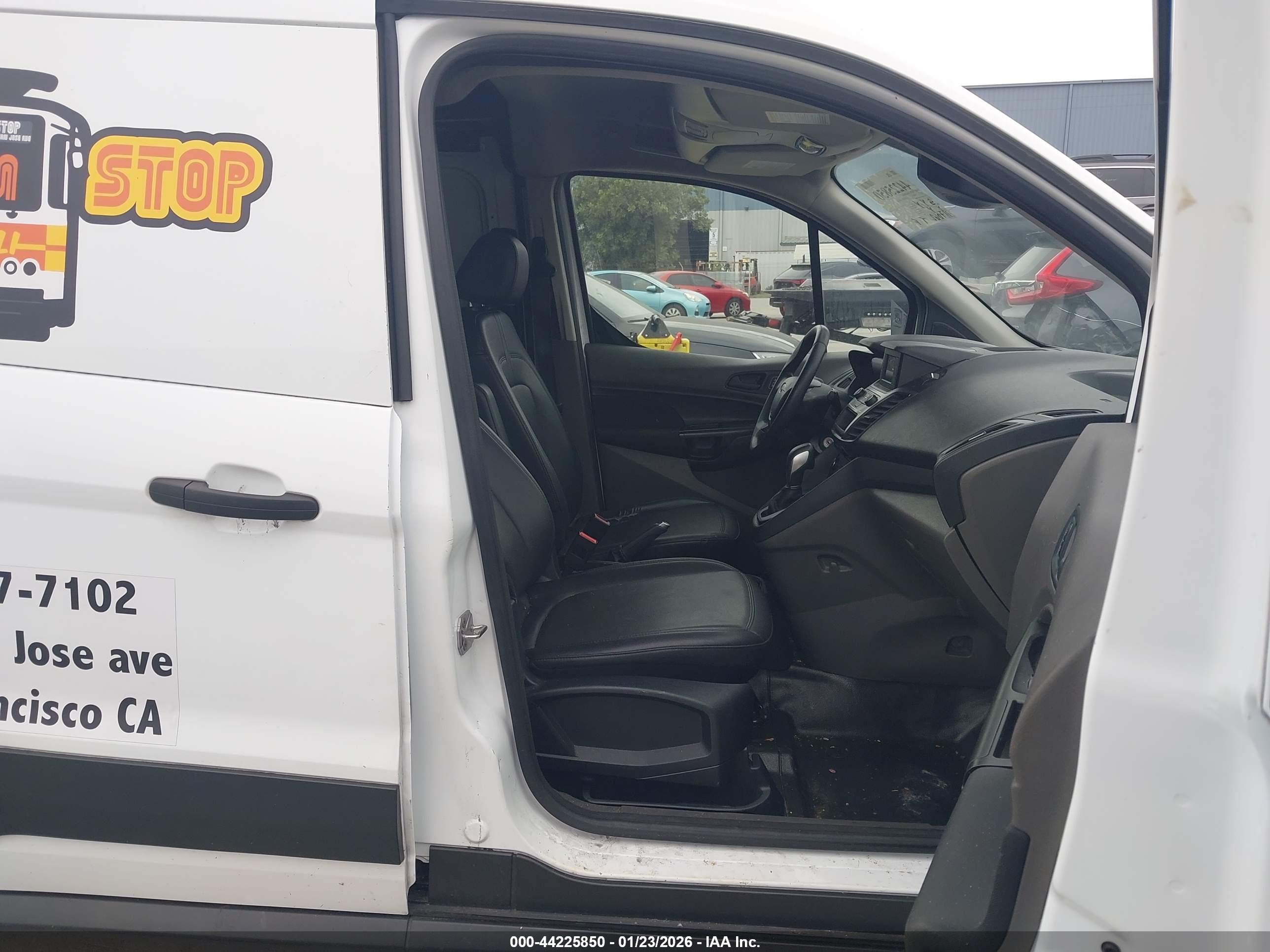 FORD TRANSIT image 5