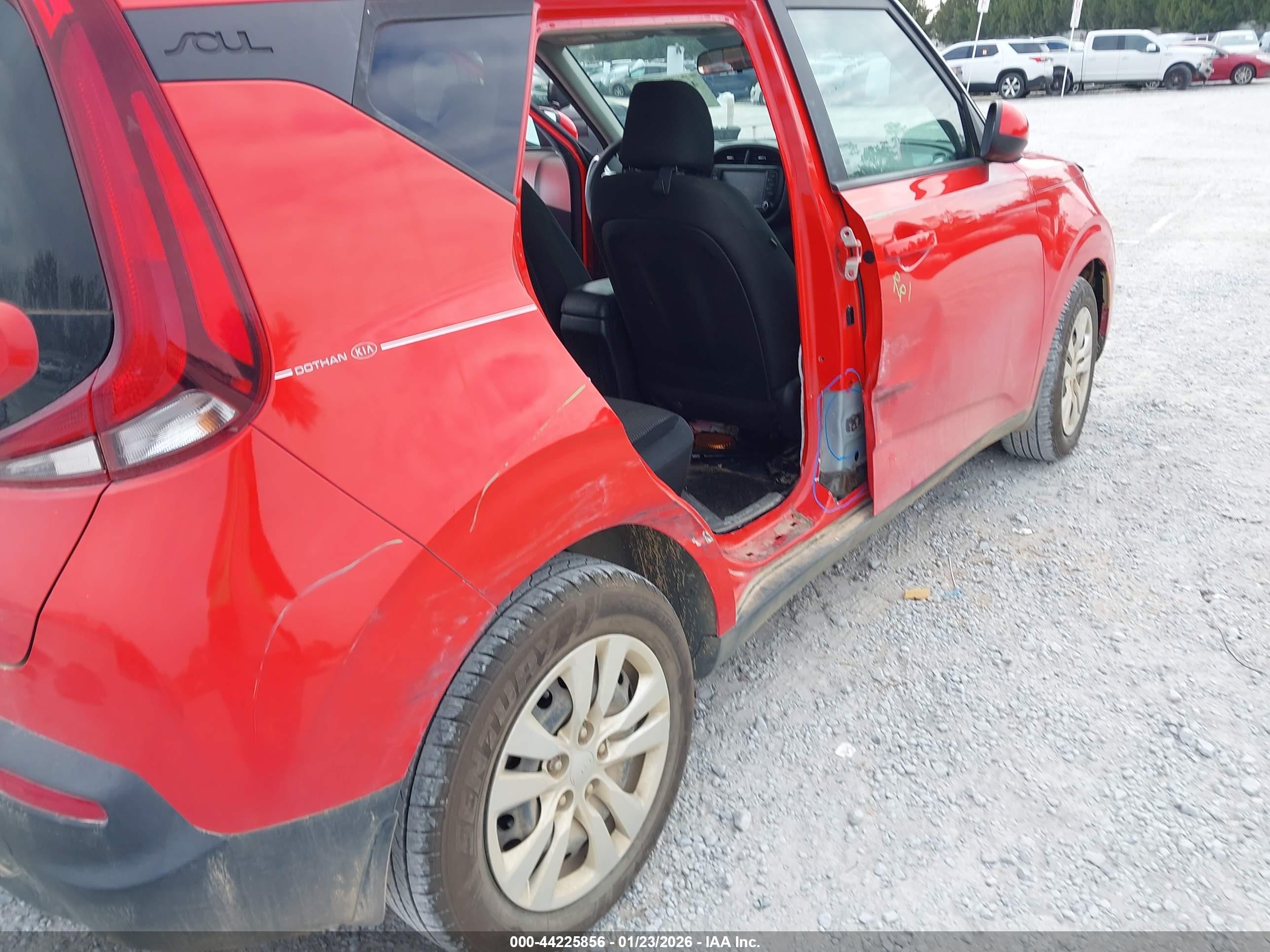 KIA SOUL image 6