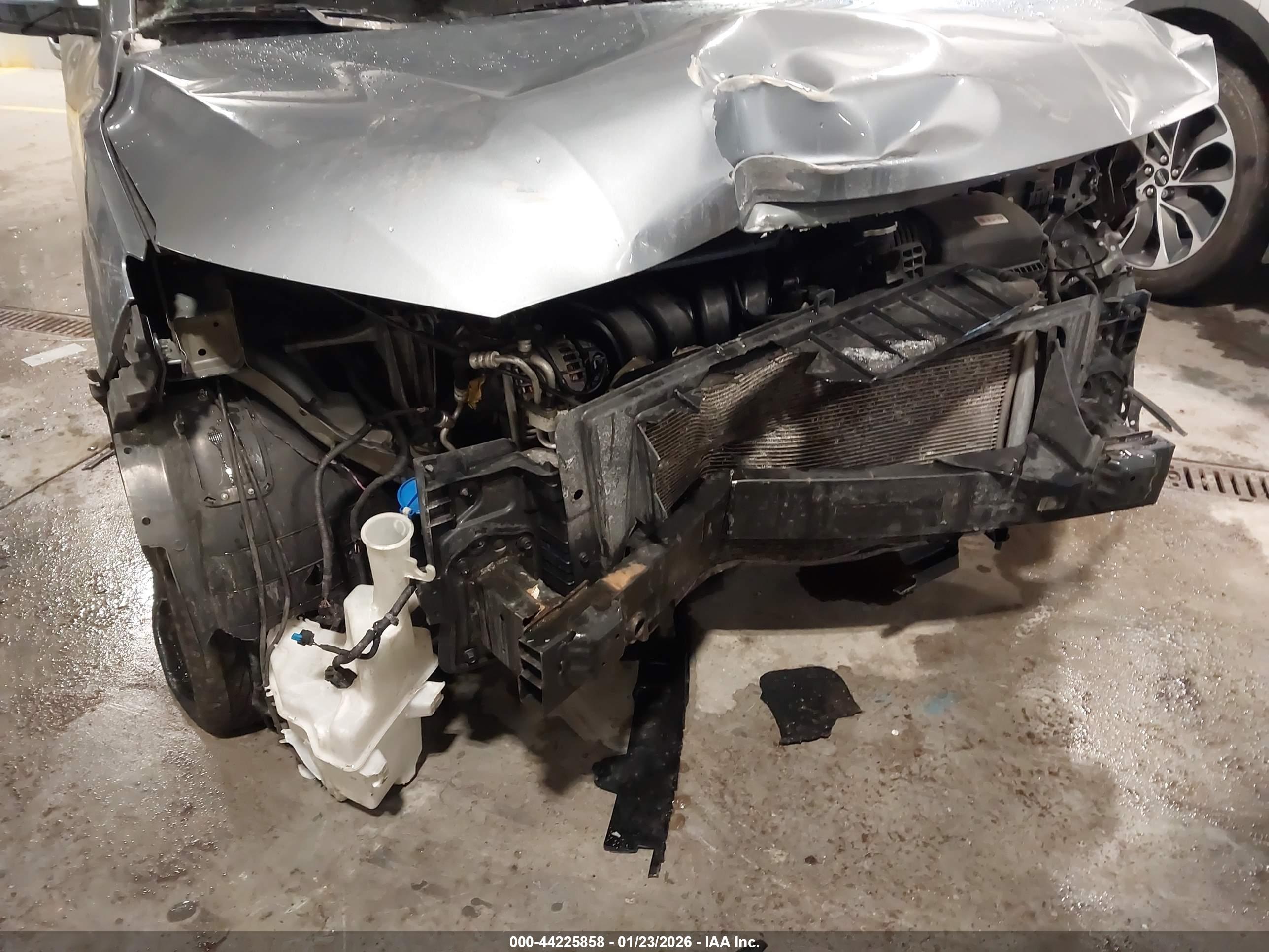 HYUNDAI KONA image 6
