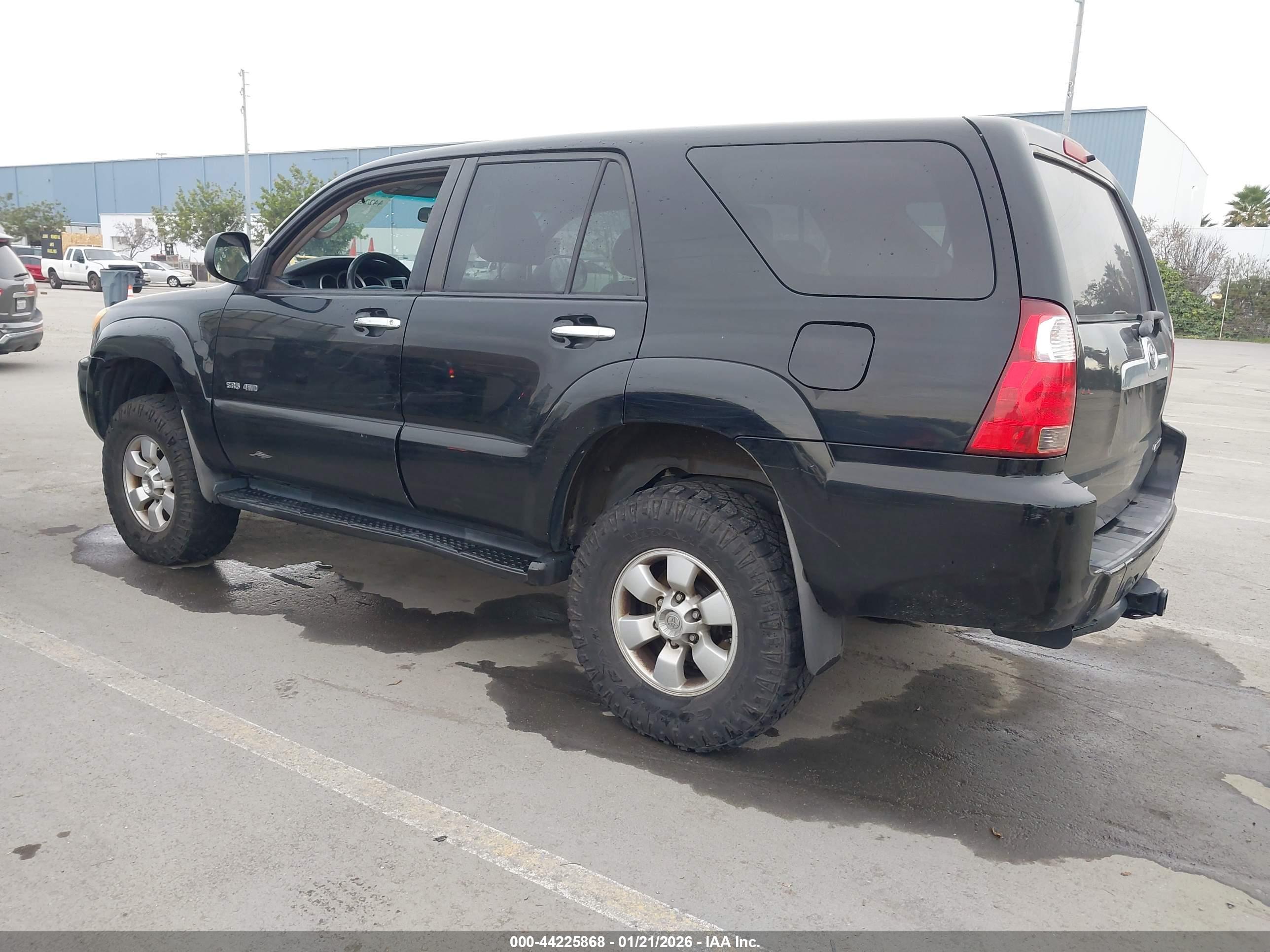 TOYOTA 4RUNNER image 3