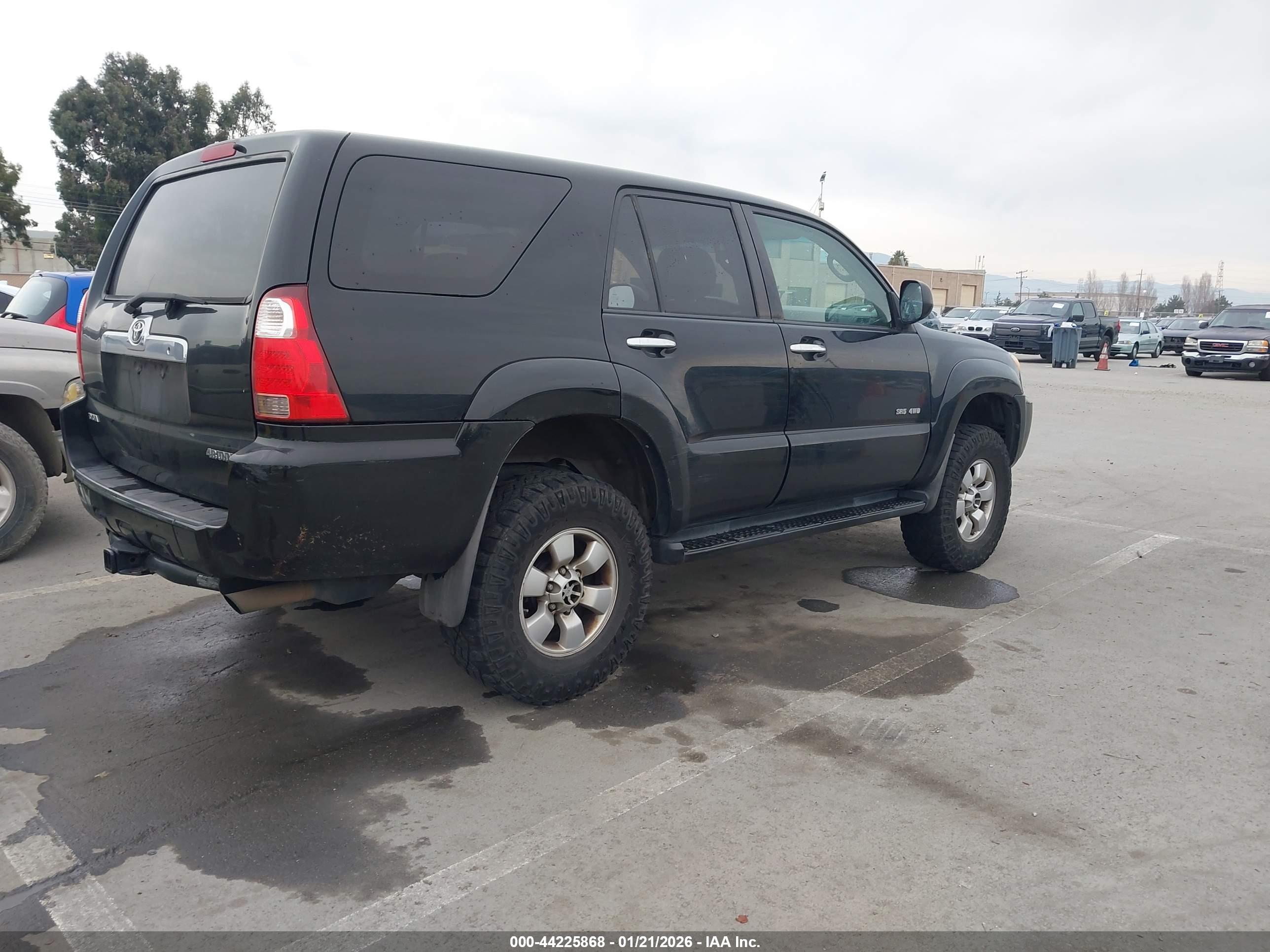 TOYOTA 4RUNNER image 4
