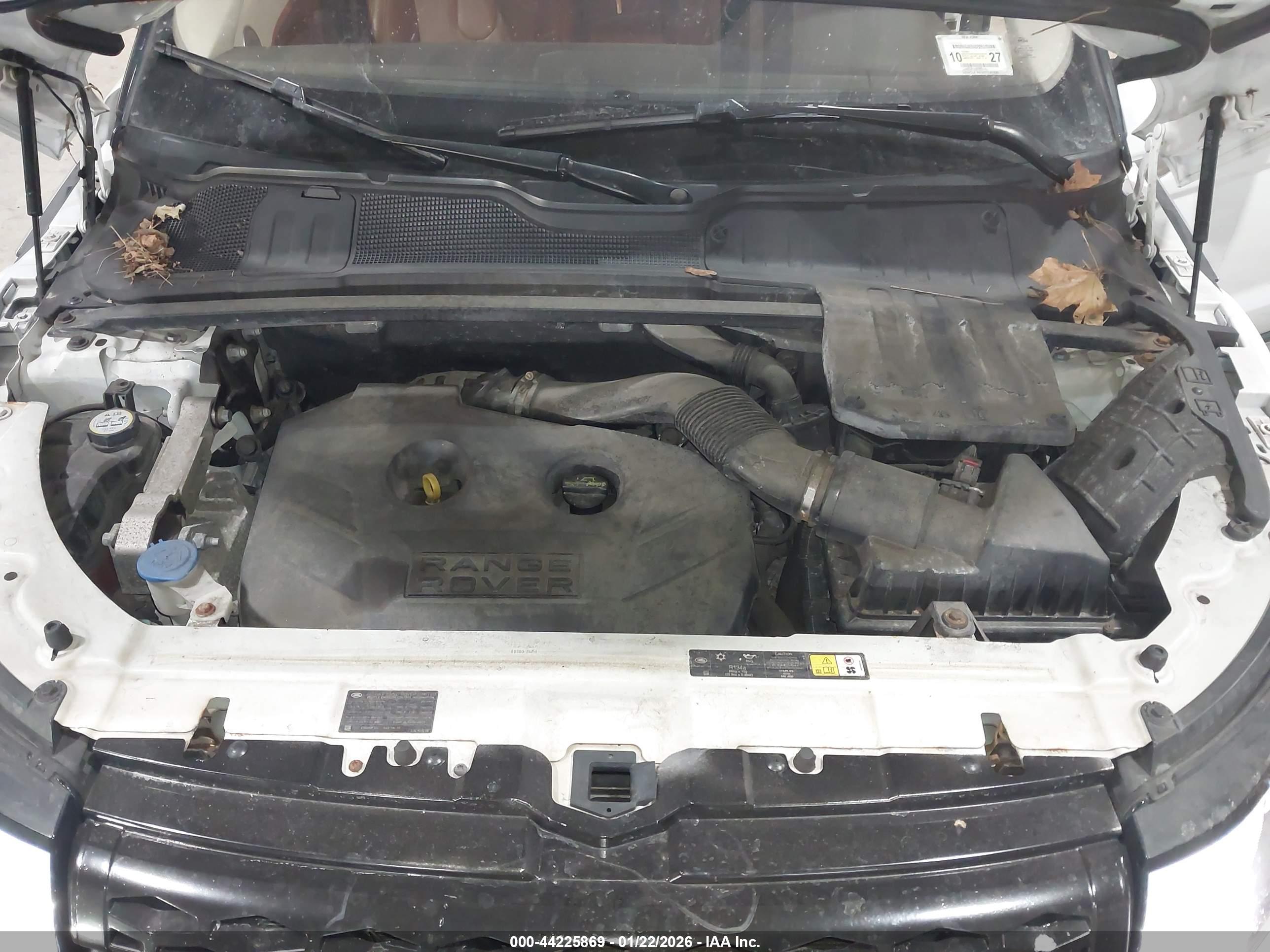 LAND ROVER image 10