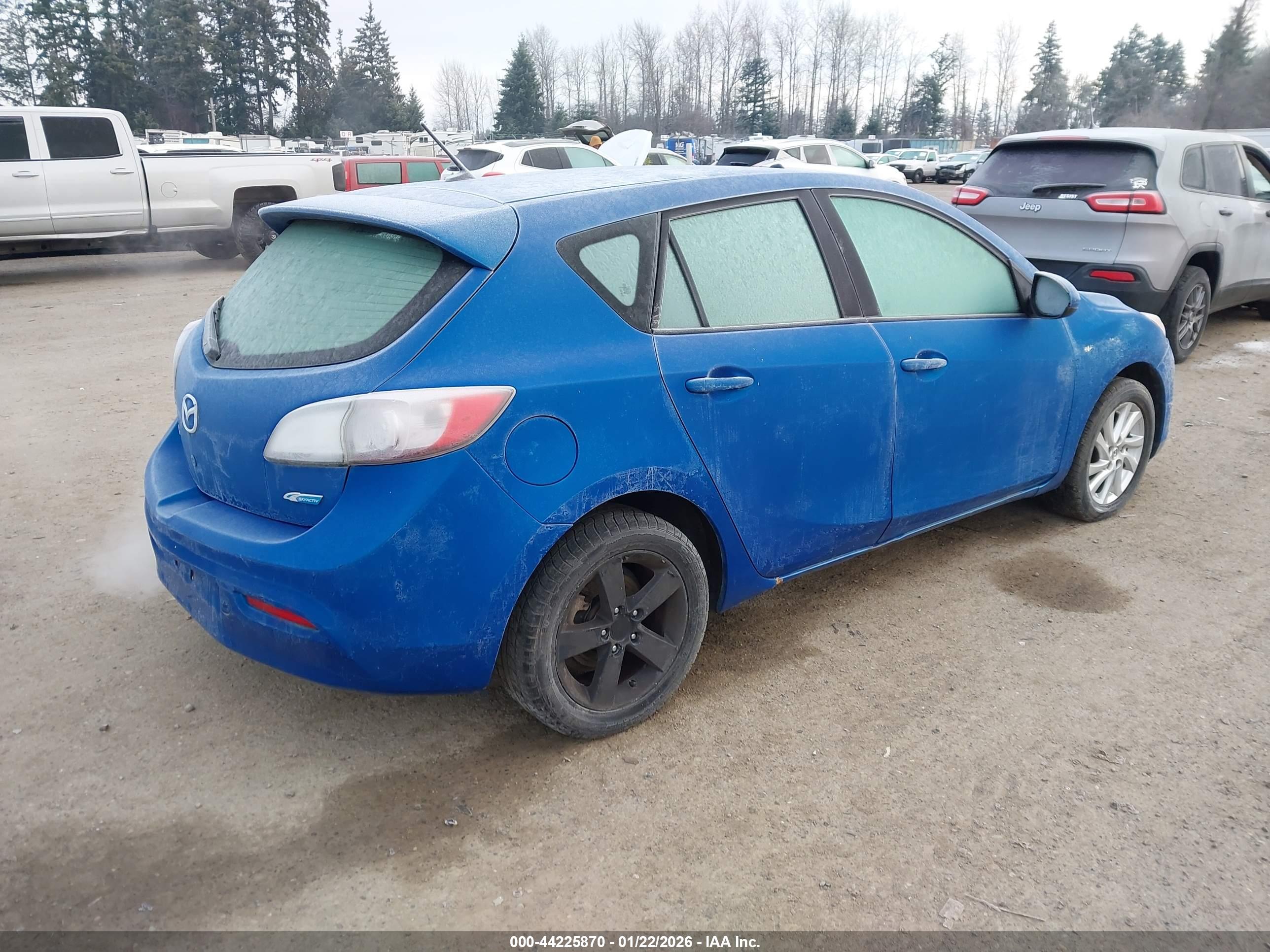 MAZDA MAZDA3 image 4