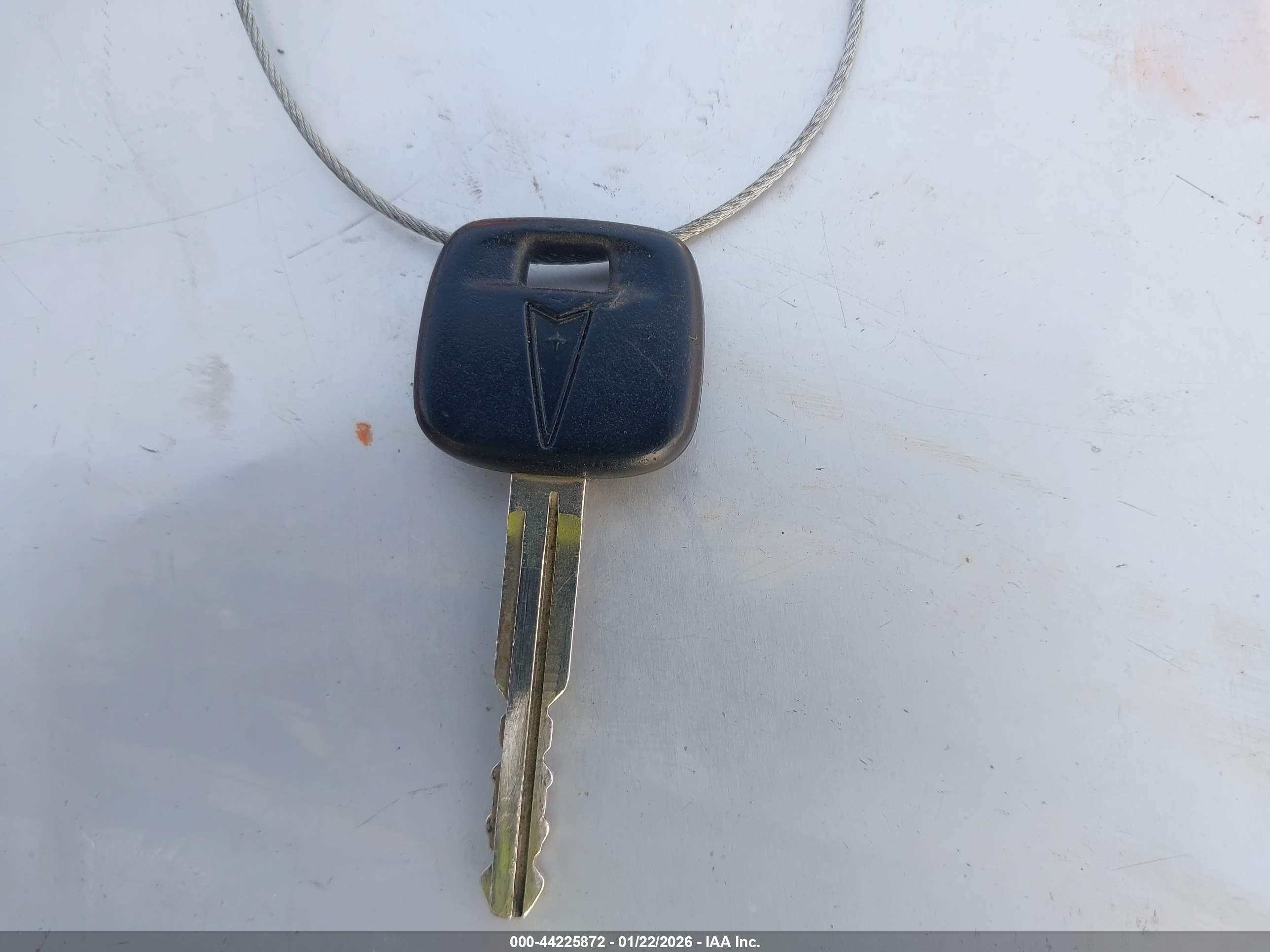 PONTIAC VIBE image 11