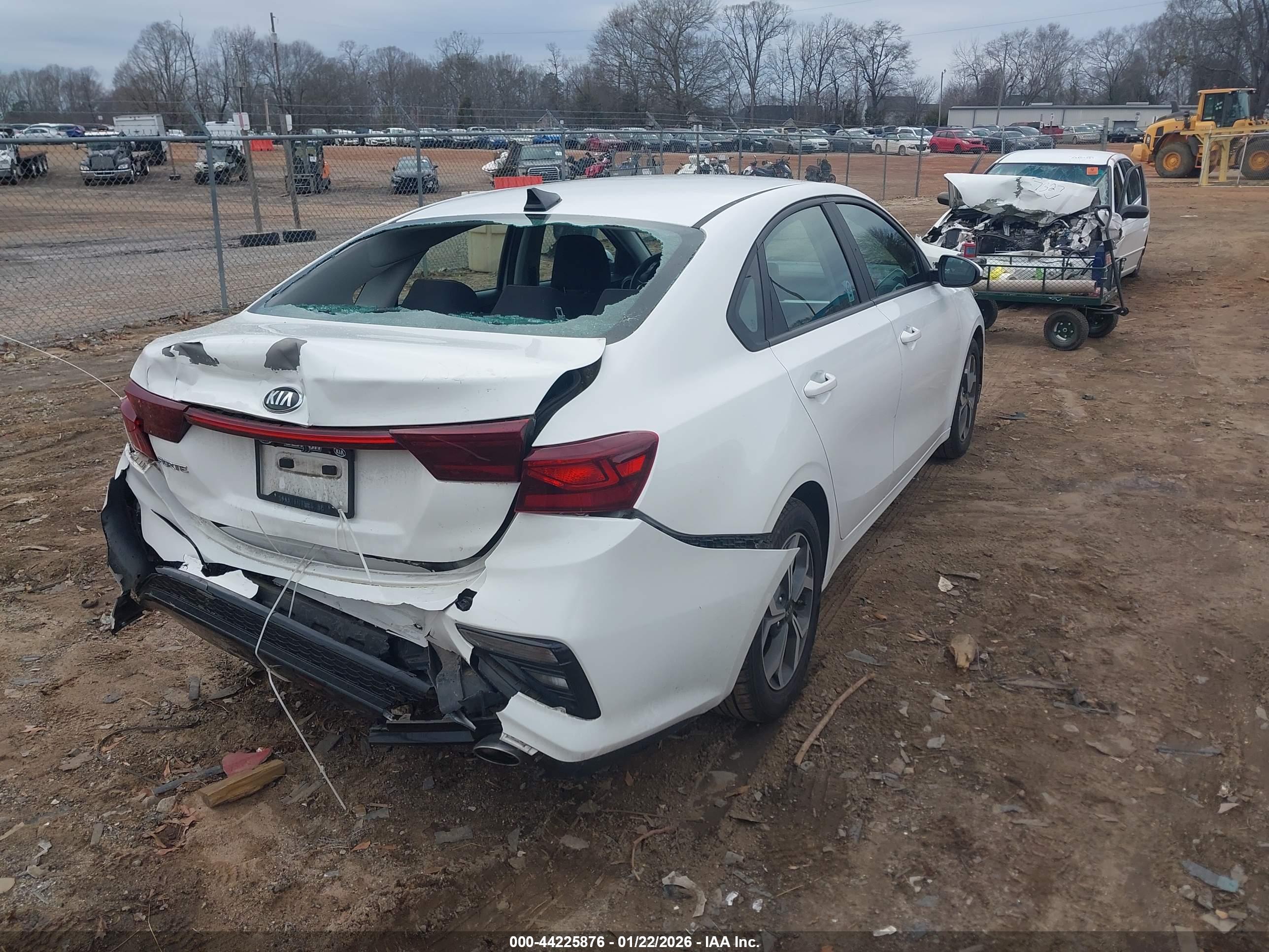 KIA FORTE image 4