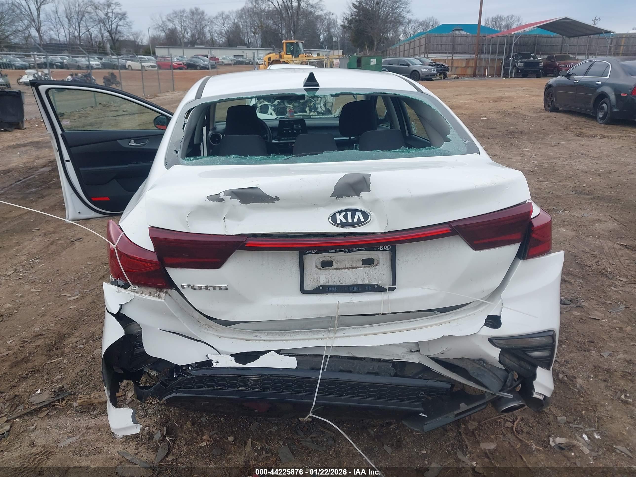 KIA FORTE image 6