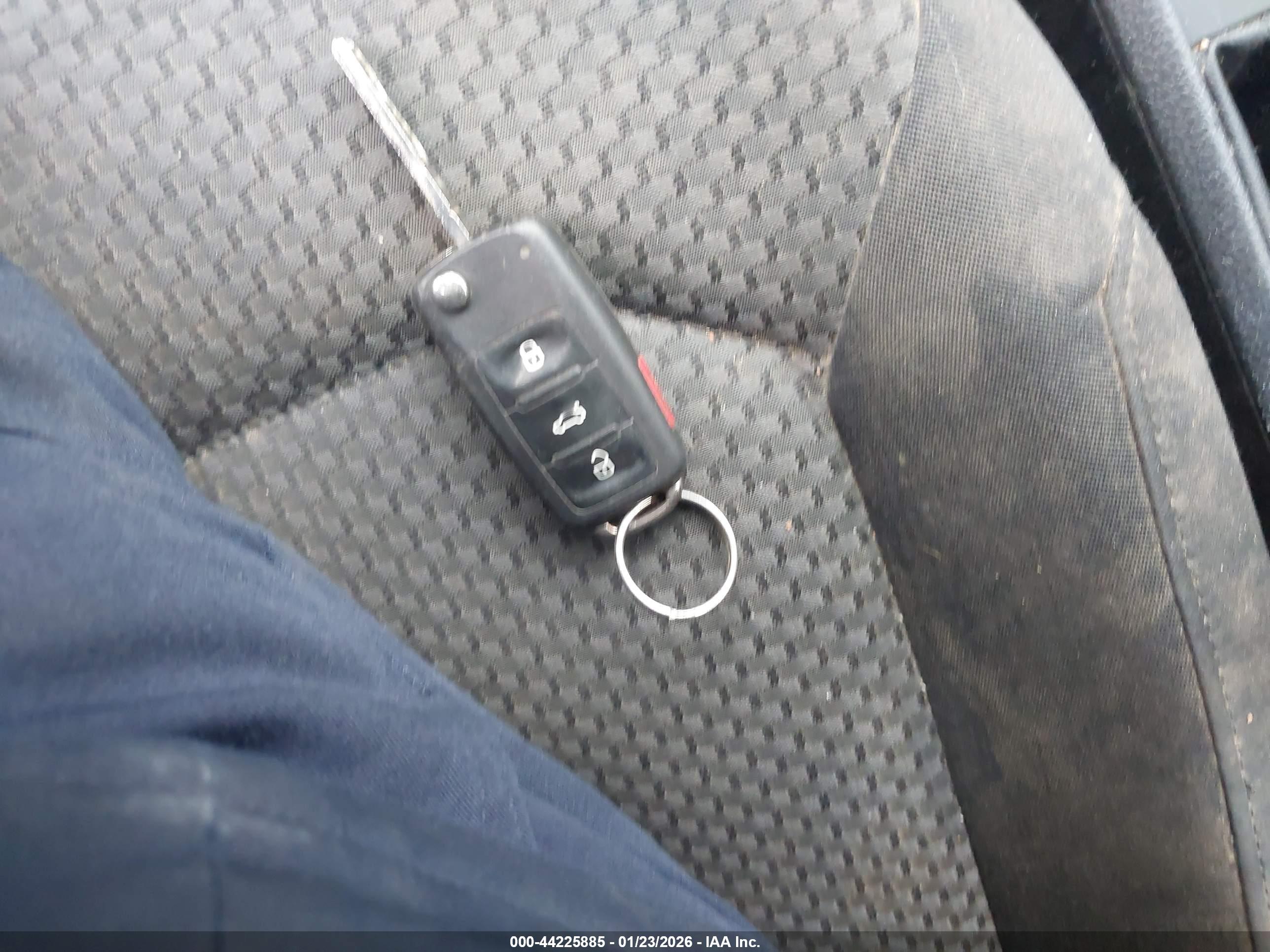 VOLKSWAGEN PASSAT image 11