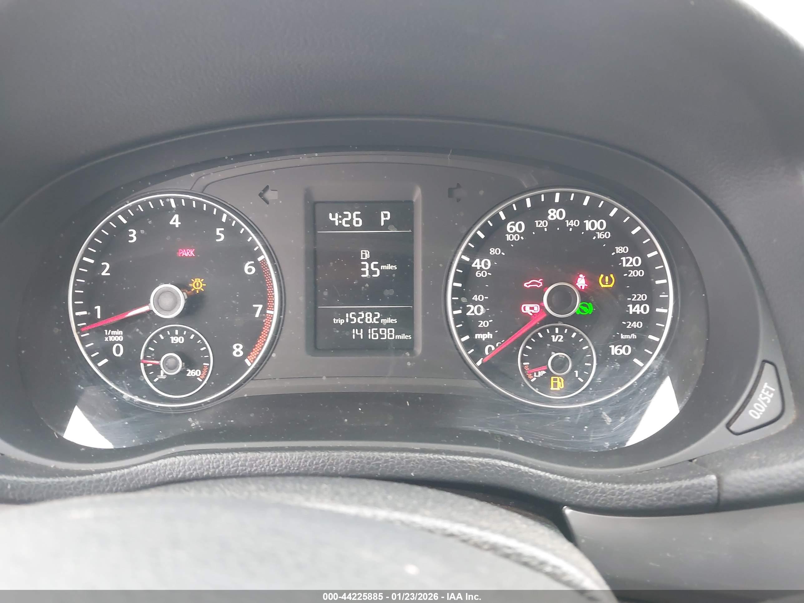 VOLKSWAGEN PASSAT image 7