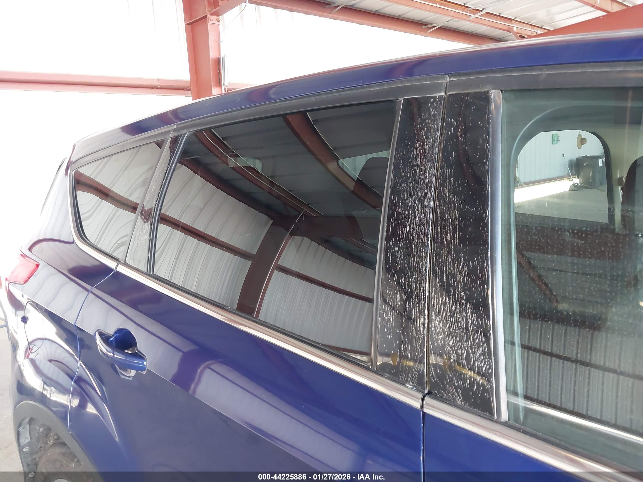FORD ESCAPE image 6