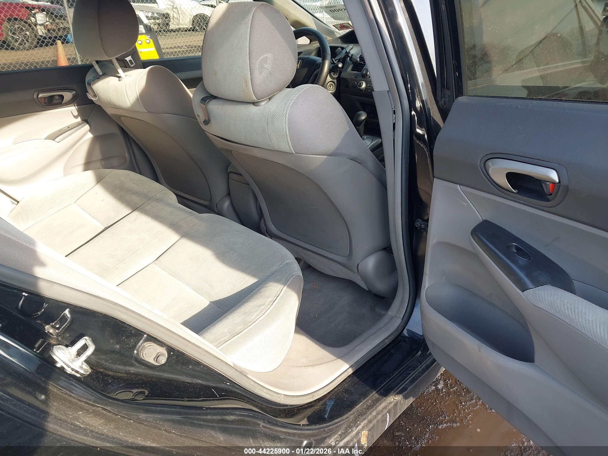 HONDA CIVIC image 8