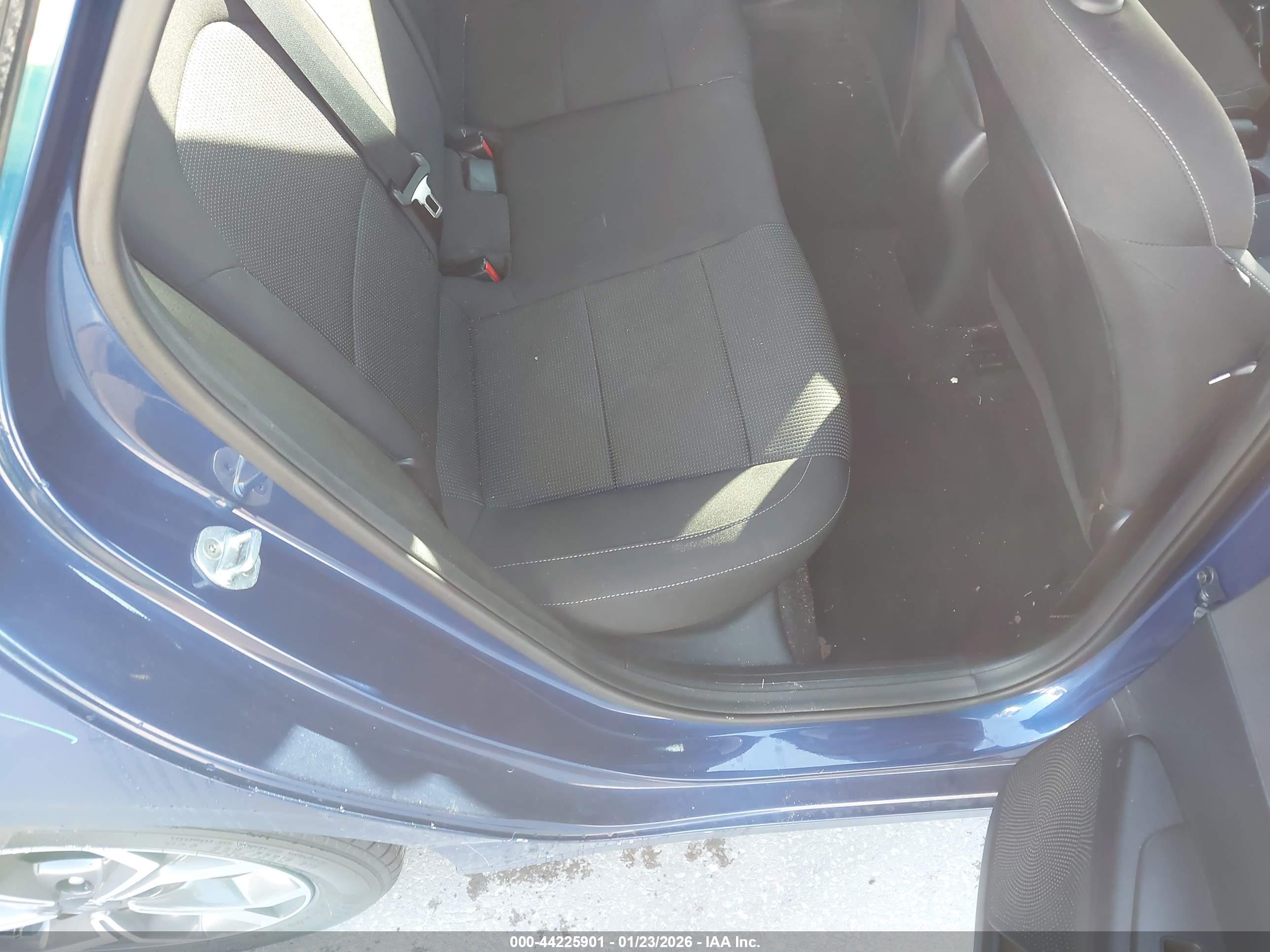 KIA FORTE image 8