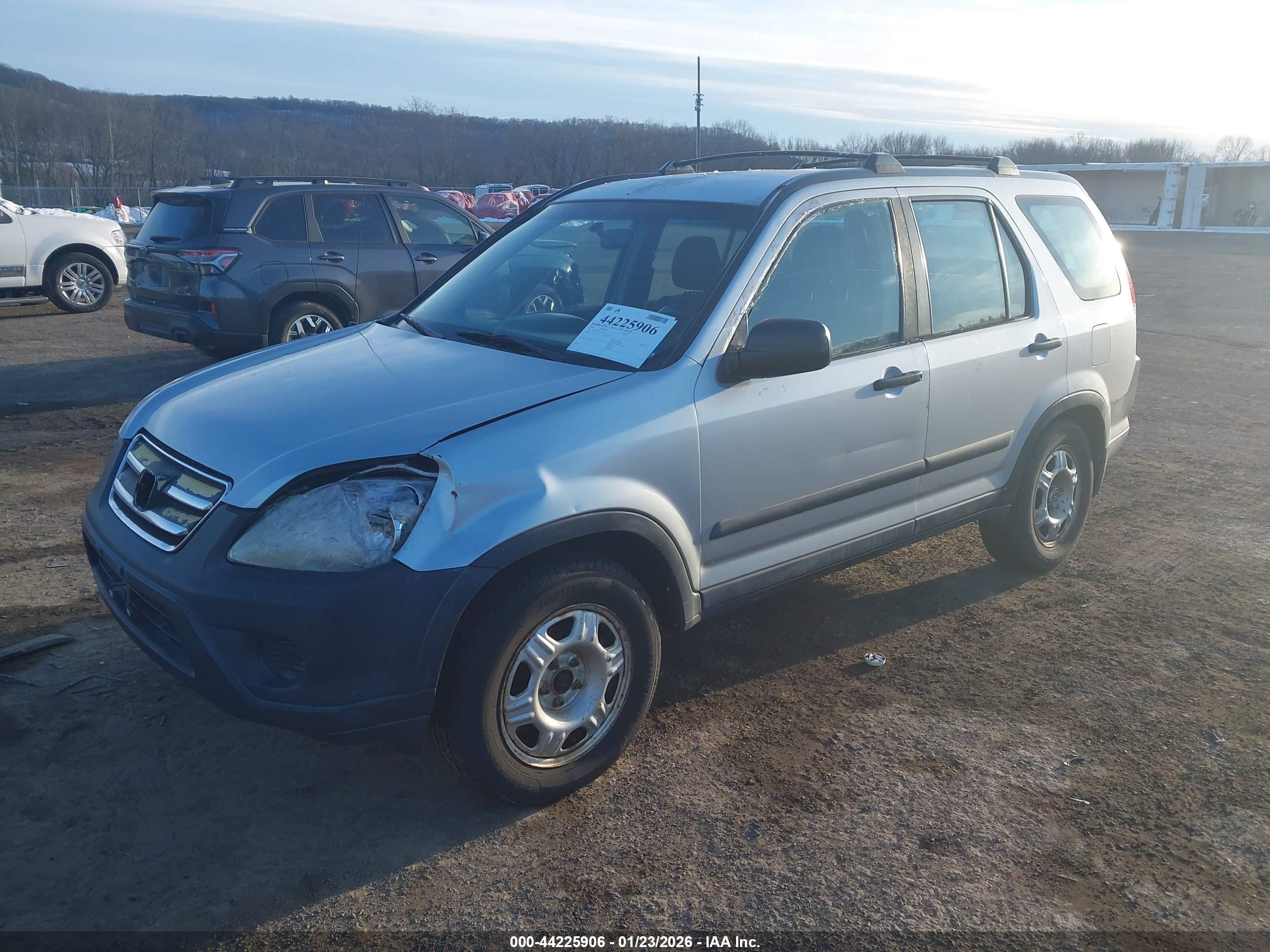 HONDA CR-V image 2