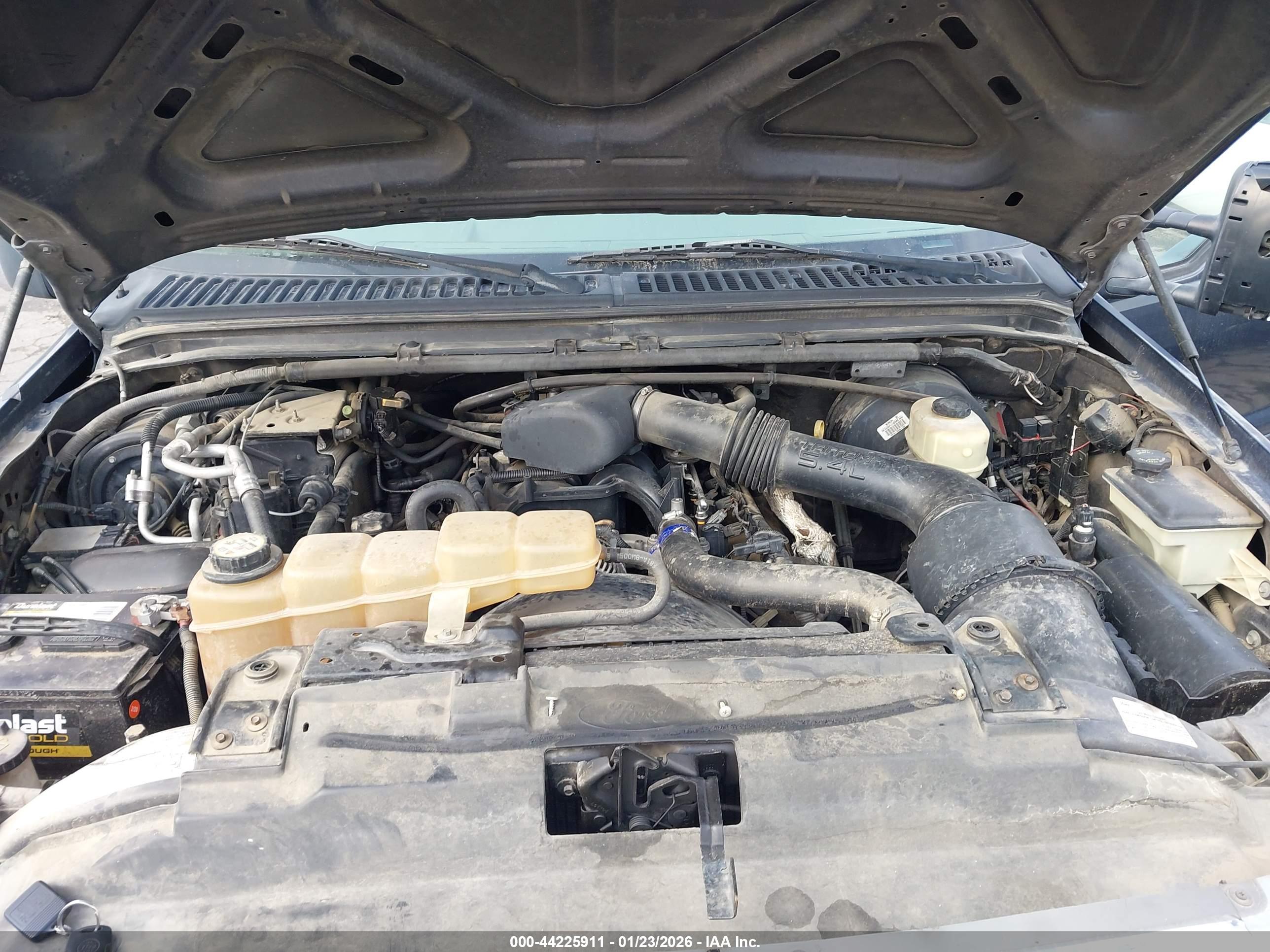 FORD EXCURSION image 10