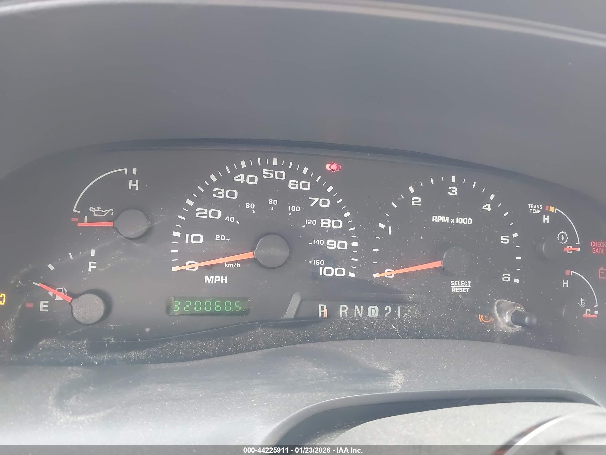 FORD EXCURSION image 7