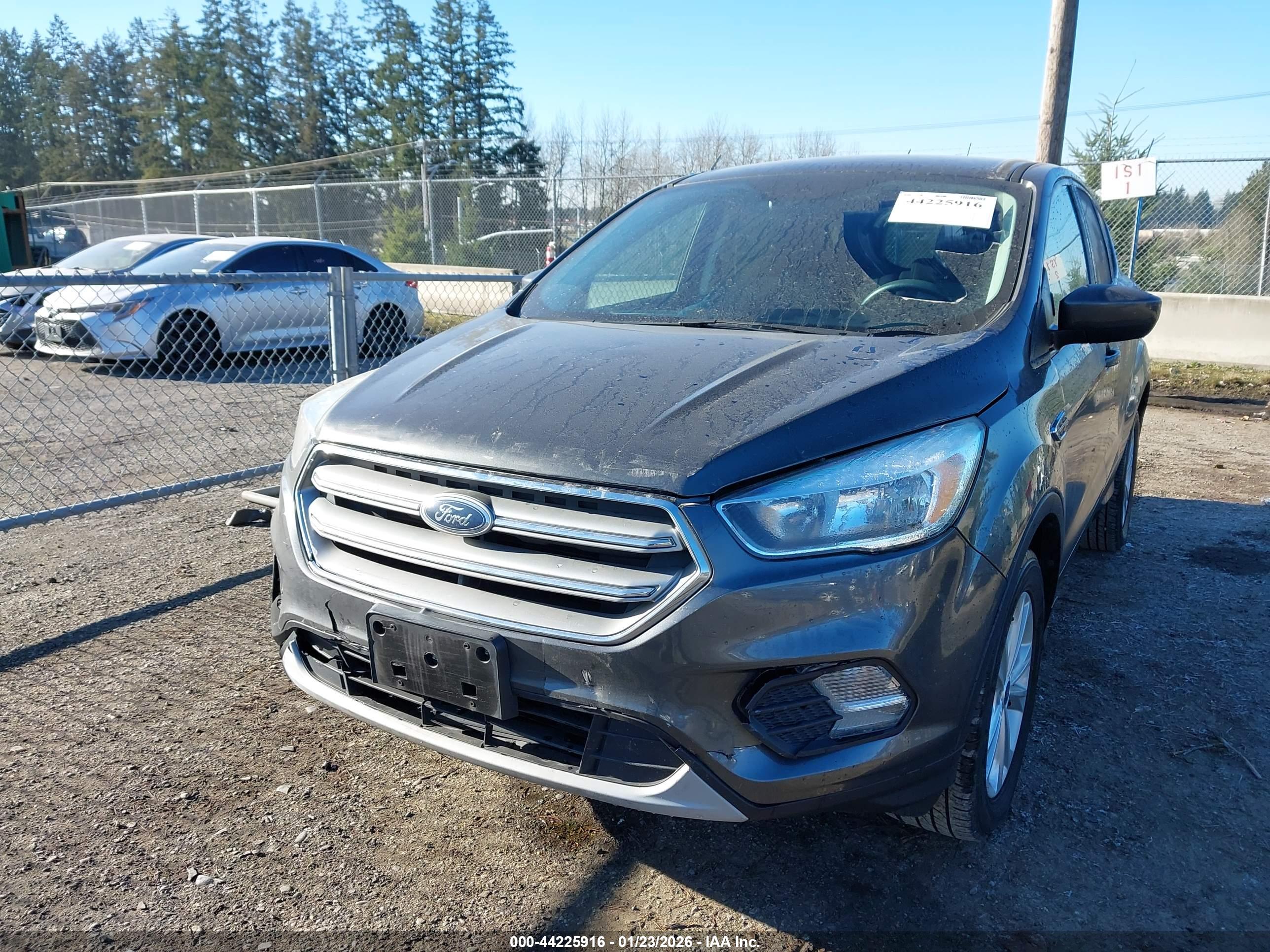FORD ESCAPE image 6