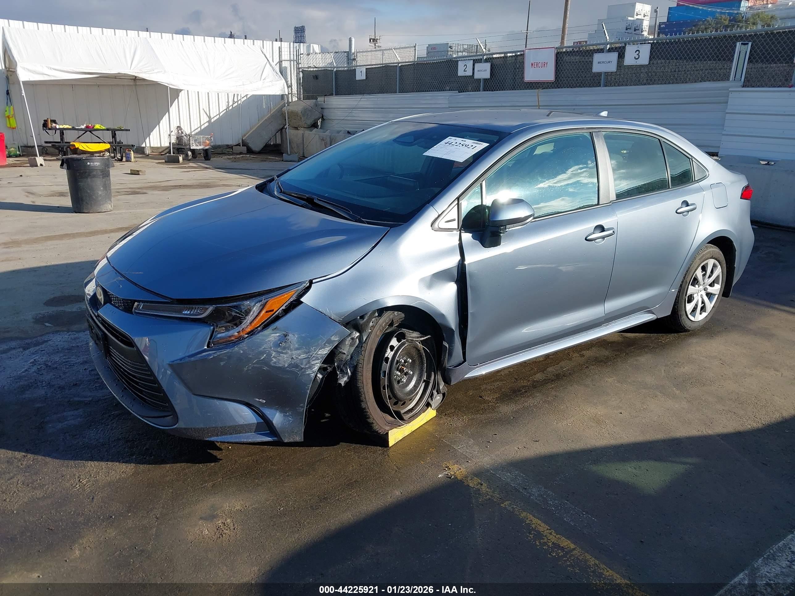 TOYOTA COROLLA image 2