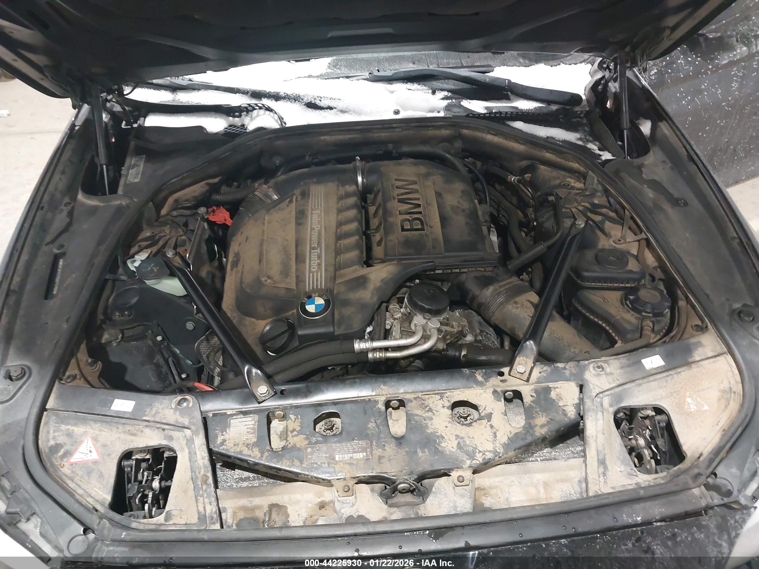 BMW 535I image 10