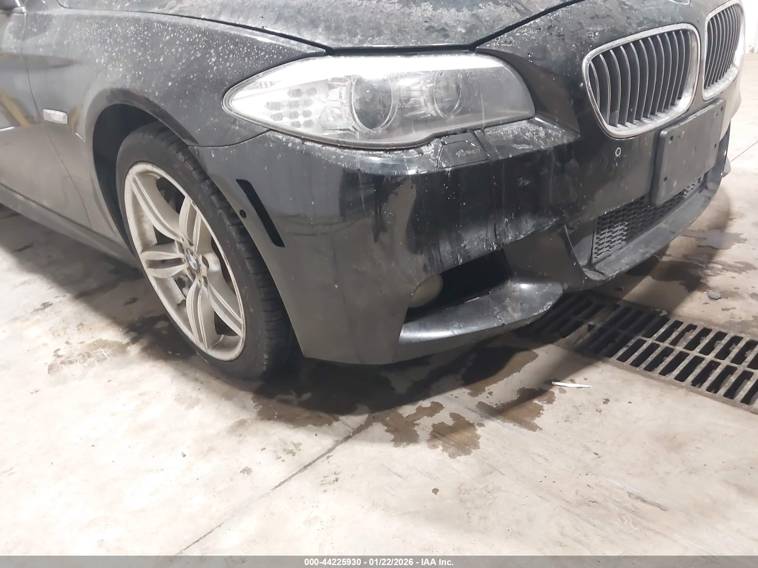 BMW 535I image 6