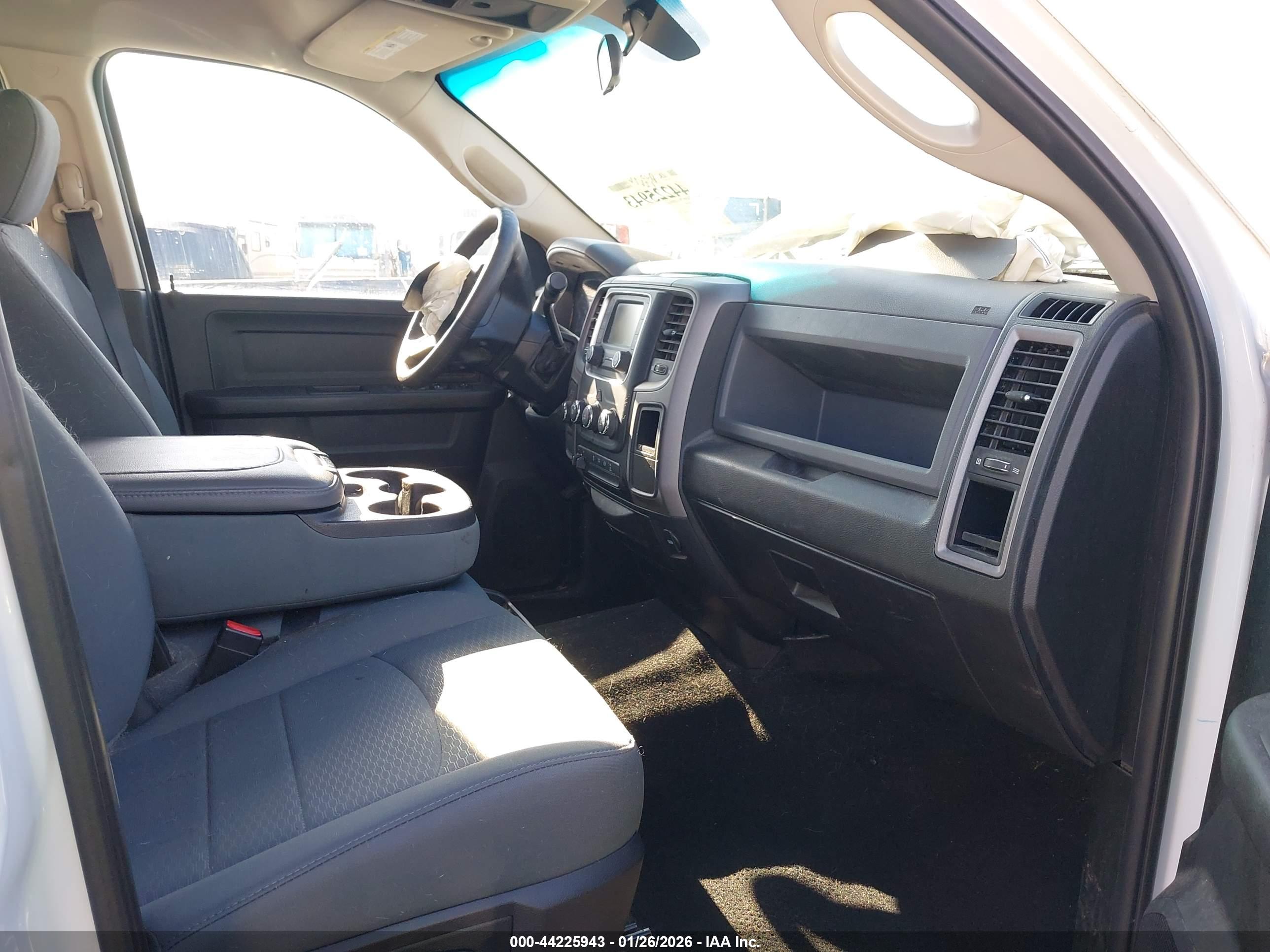 RAM 2500 image 5