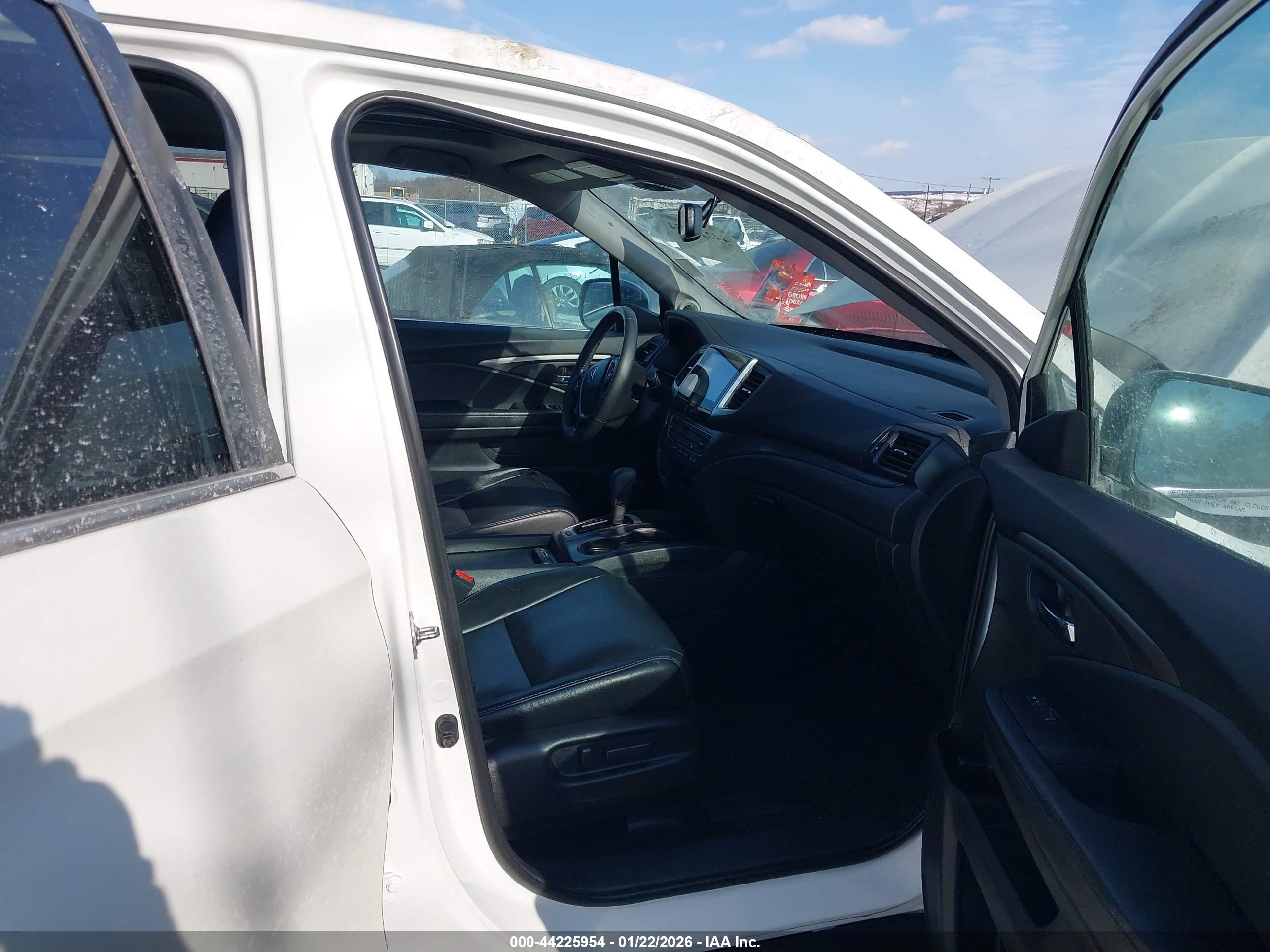 HONDA PILOT image 5