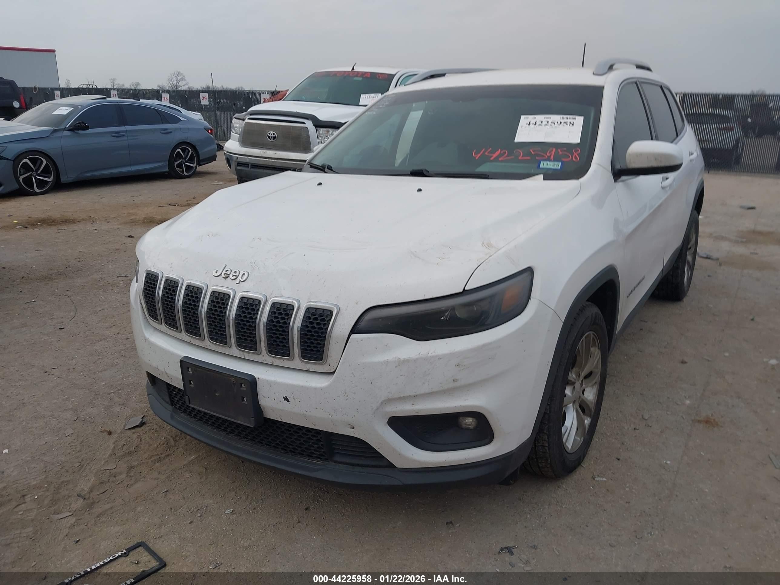 JEEP CHEROKEE image 2
