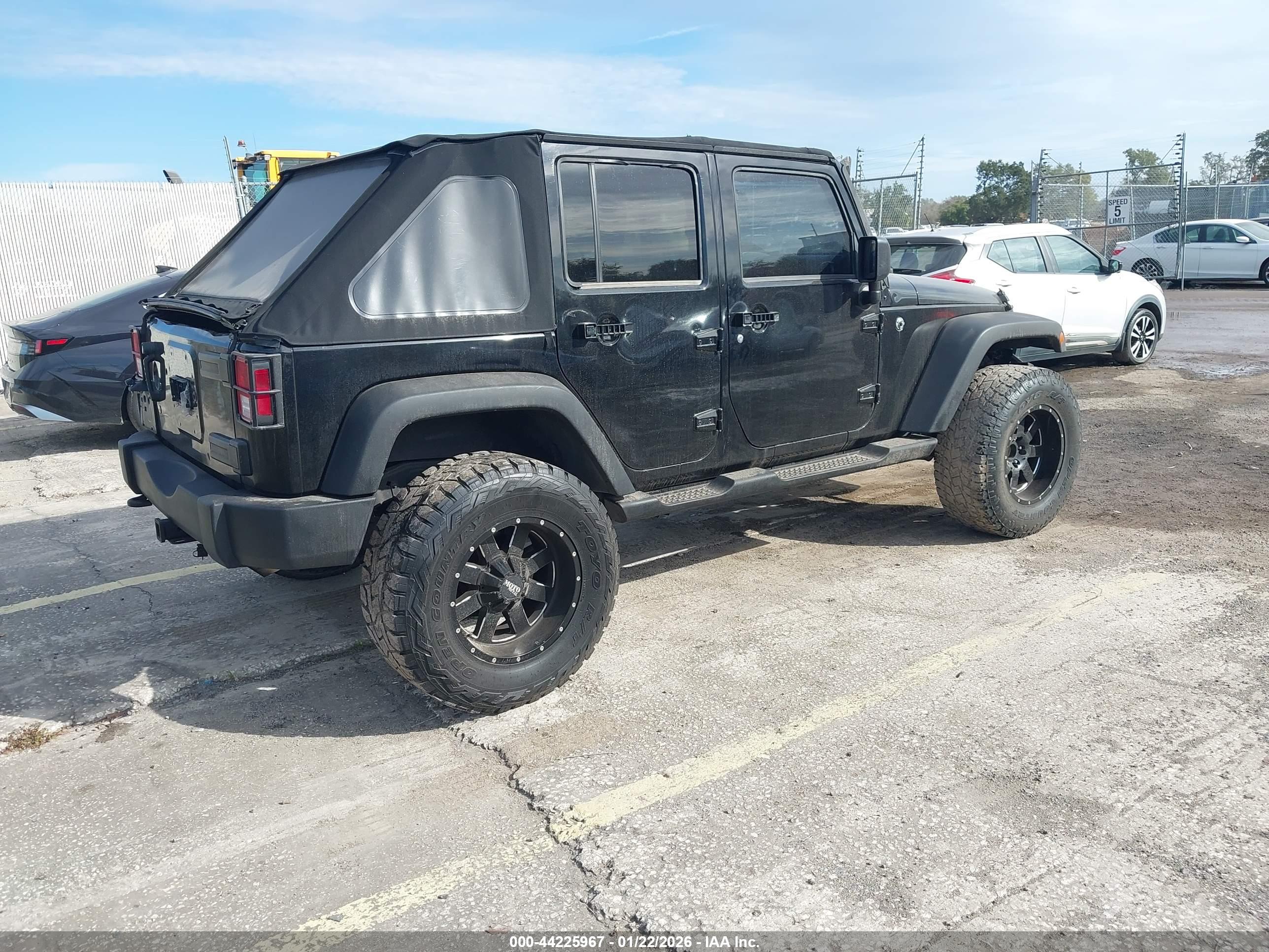 JEEP WRANGLER image 4