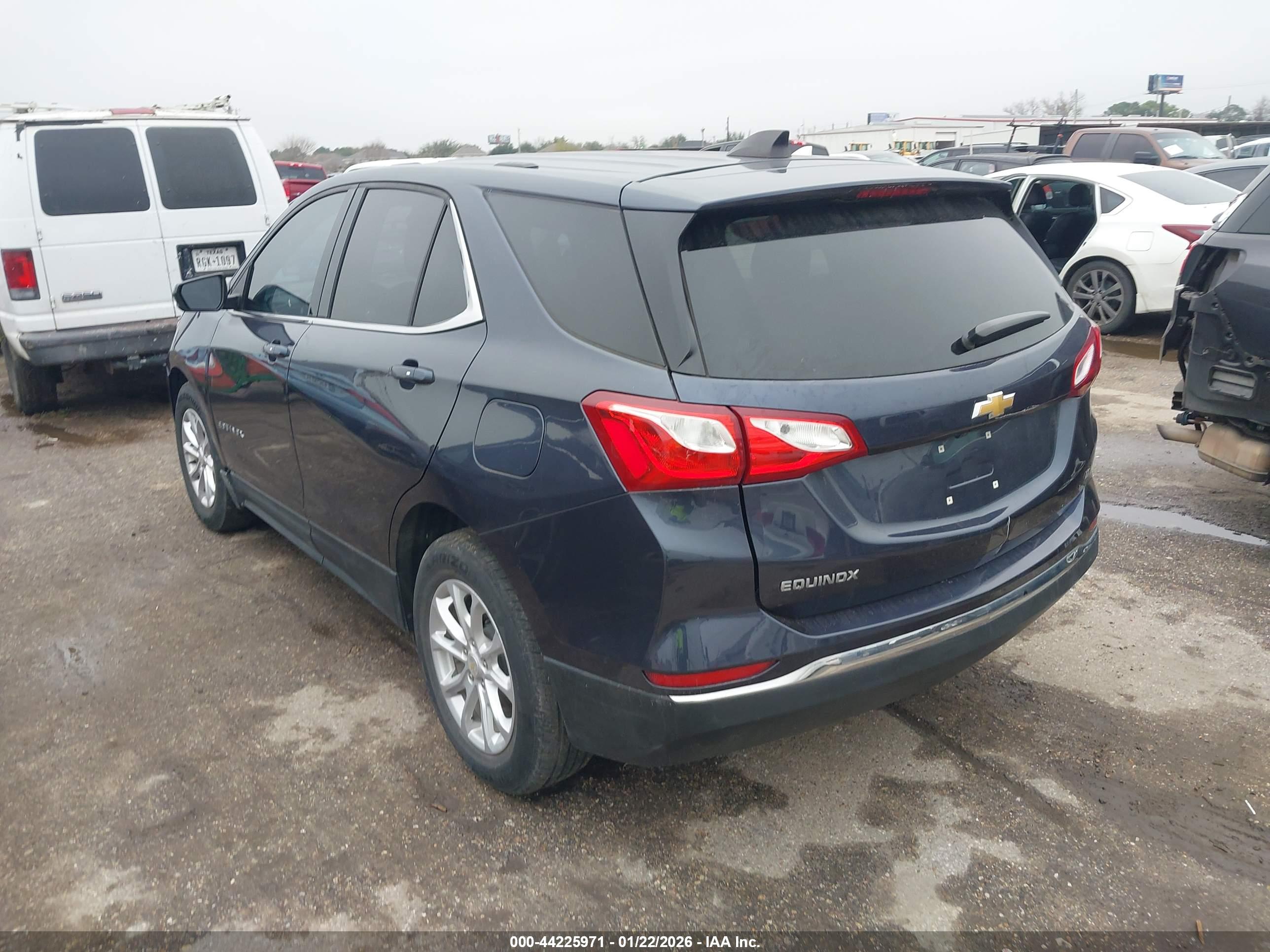 CHEVROLET EQUINOX image 3