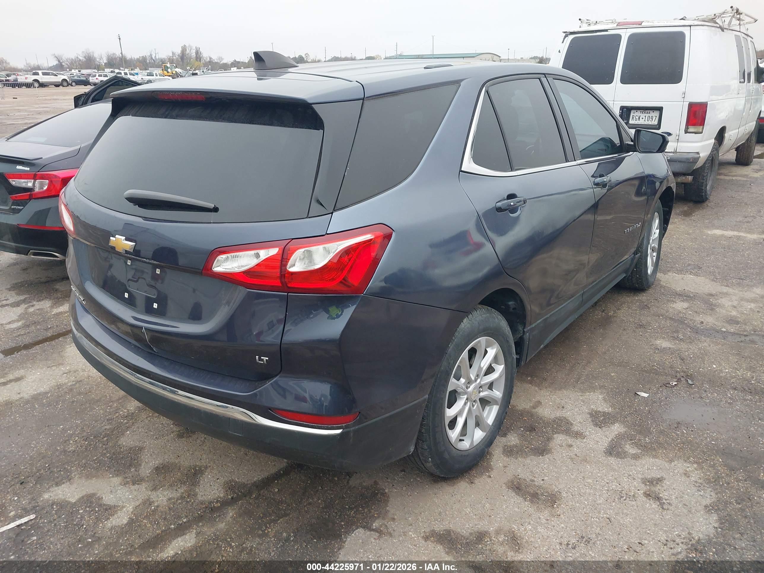 CHEVROLET EQUINOX image 4