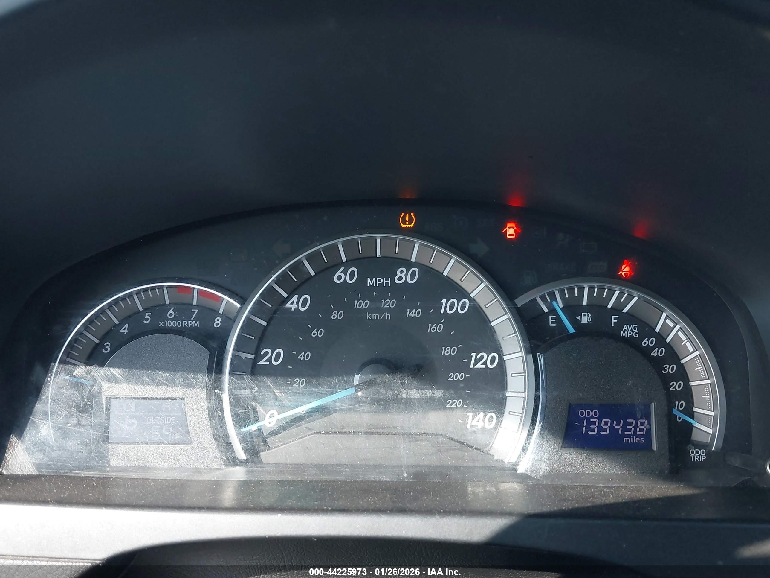 TOYOTA CAMRY image 7