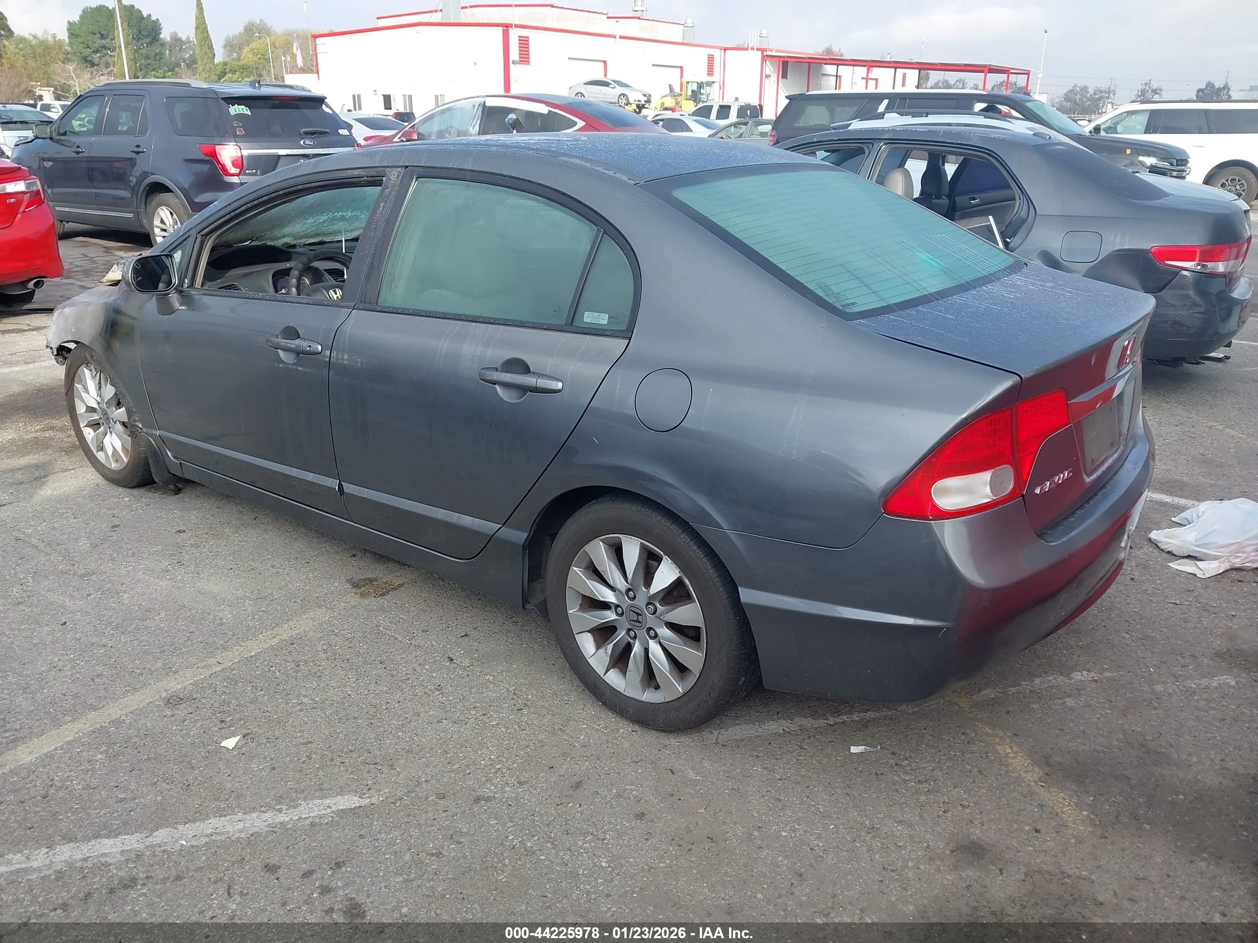 HONDA CIVIC image 3