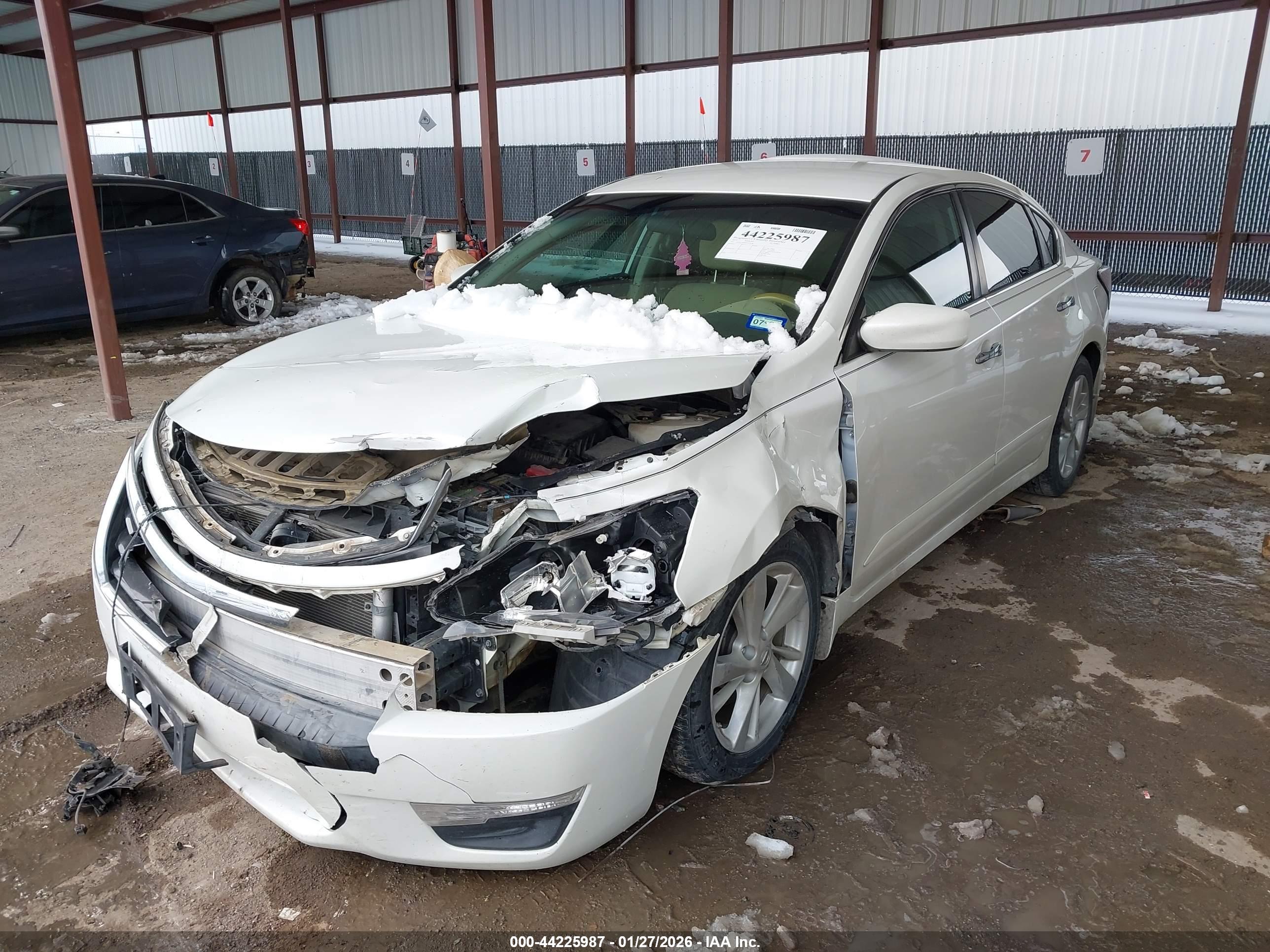 NISSAN ALTIMA image 2