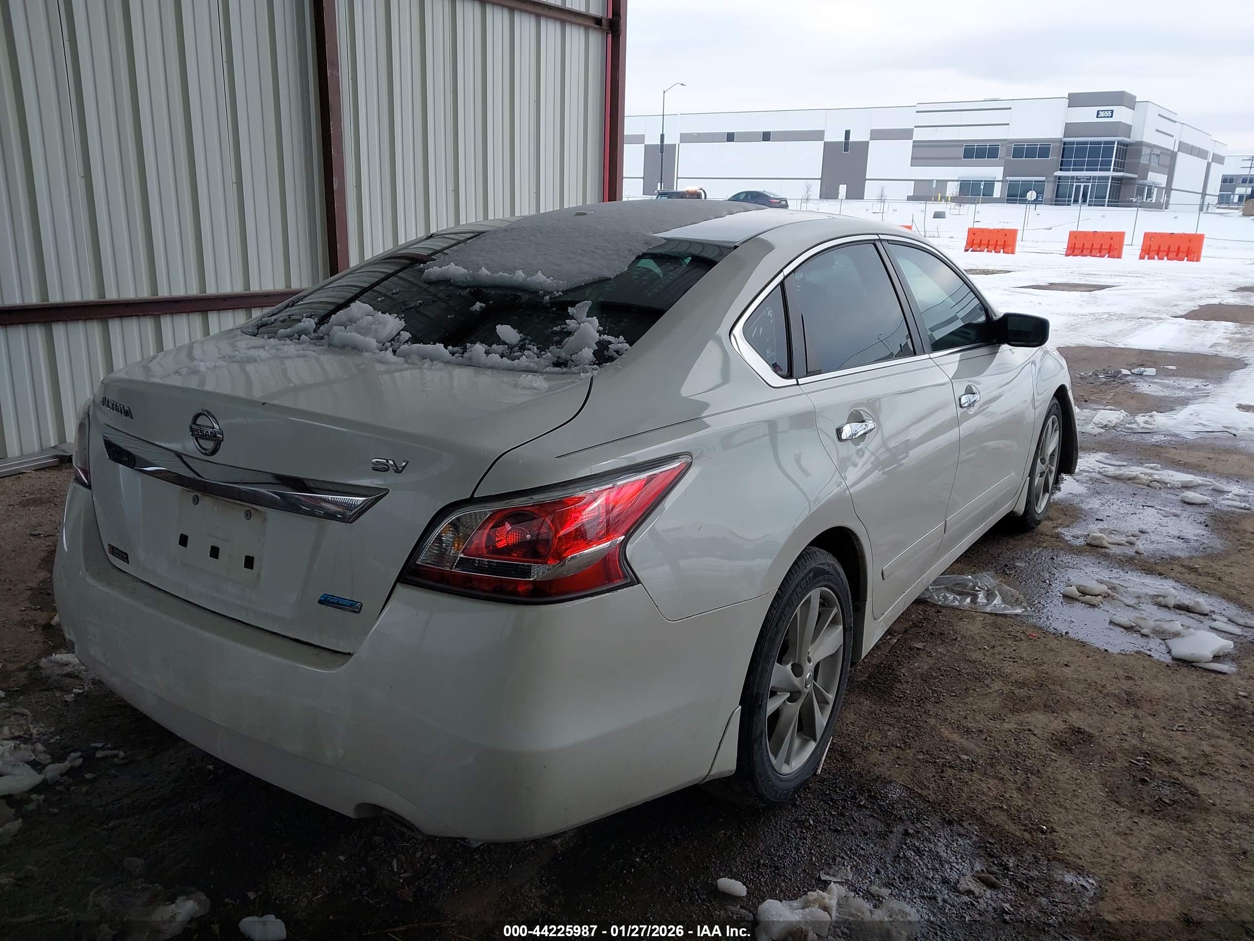NISSAN ALTIMA image 4
