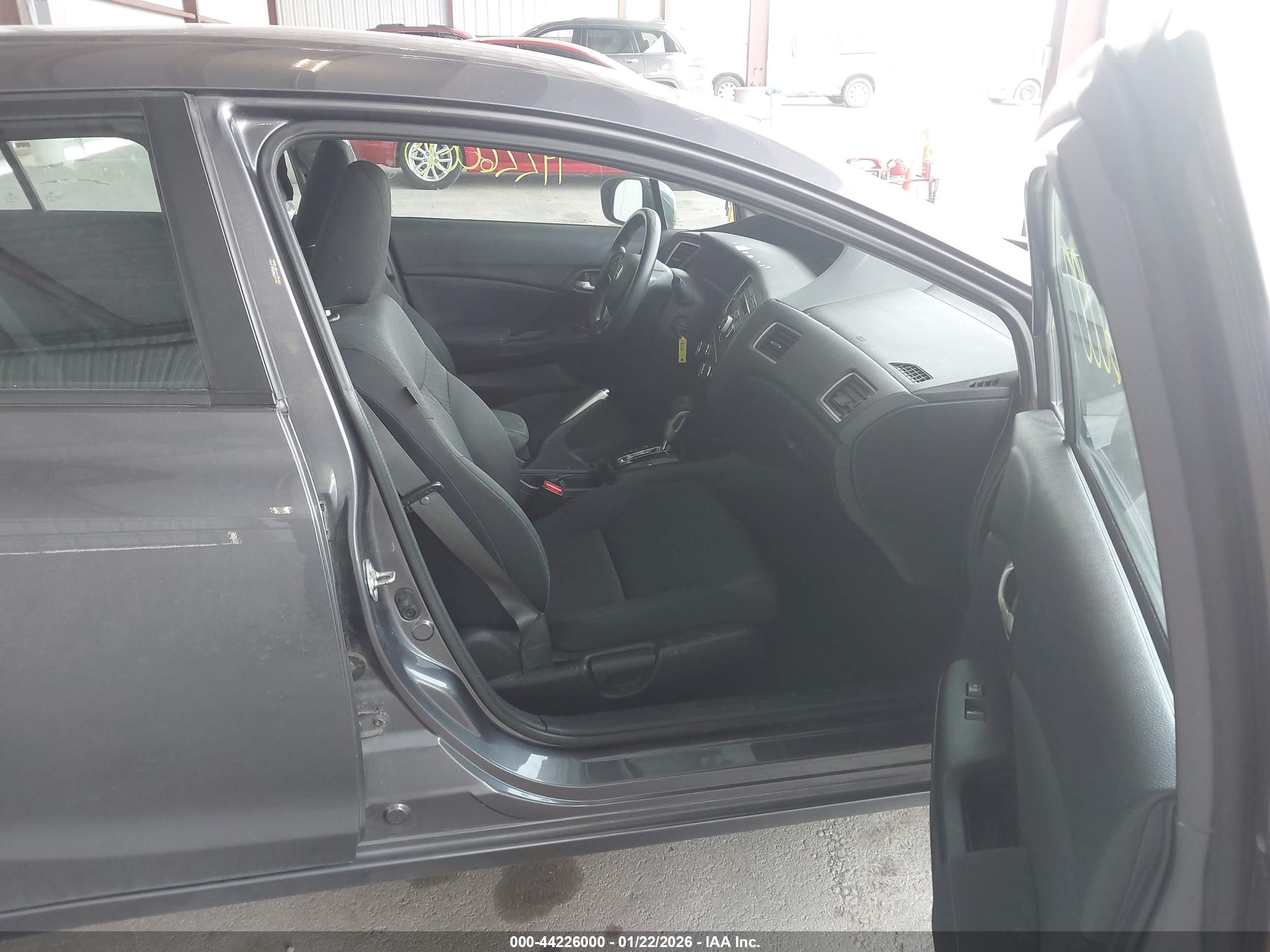 HONDA CIVIC image 5