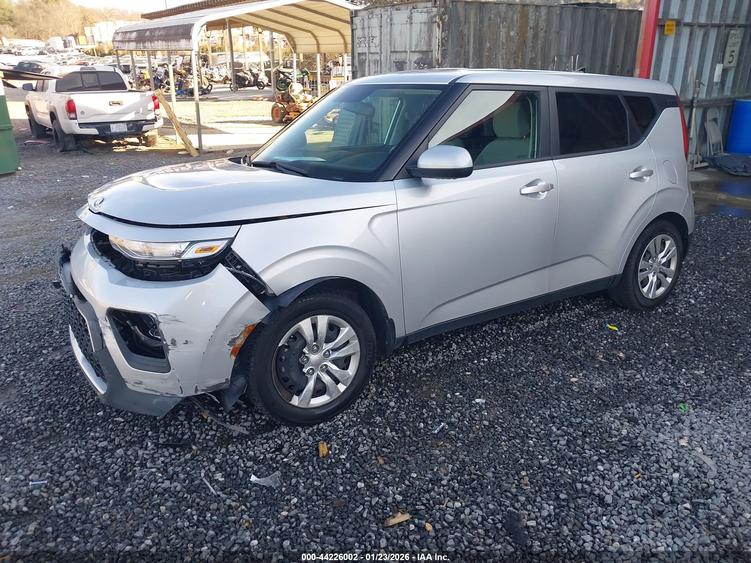KIA SOUL image 2