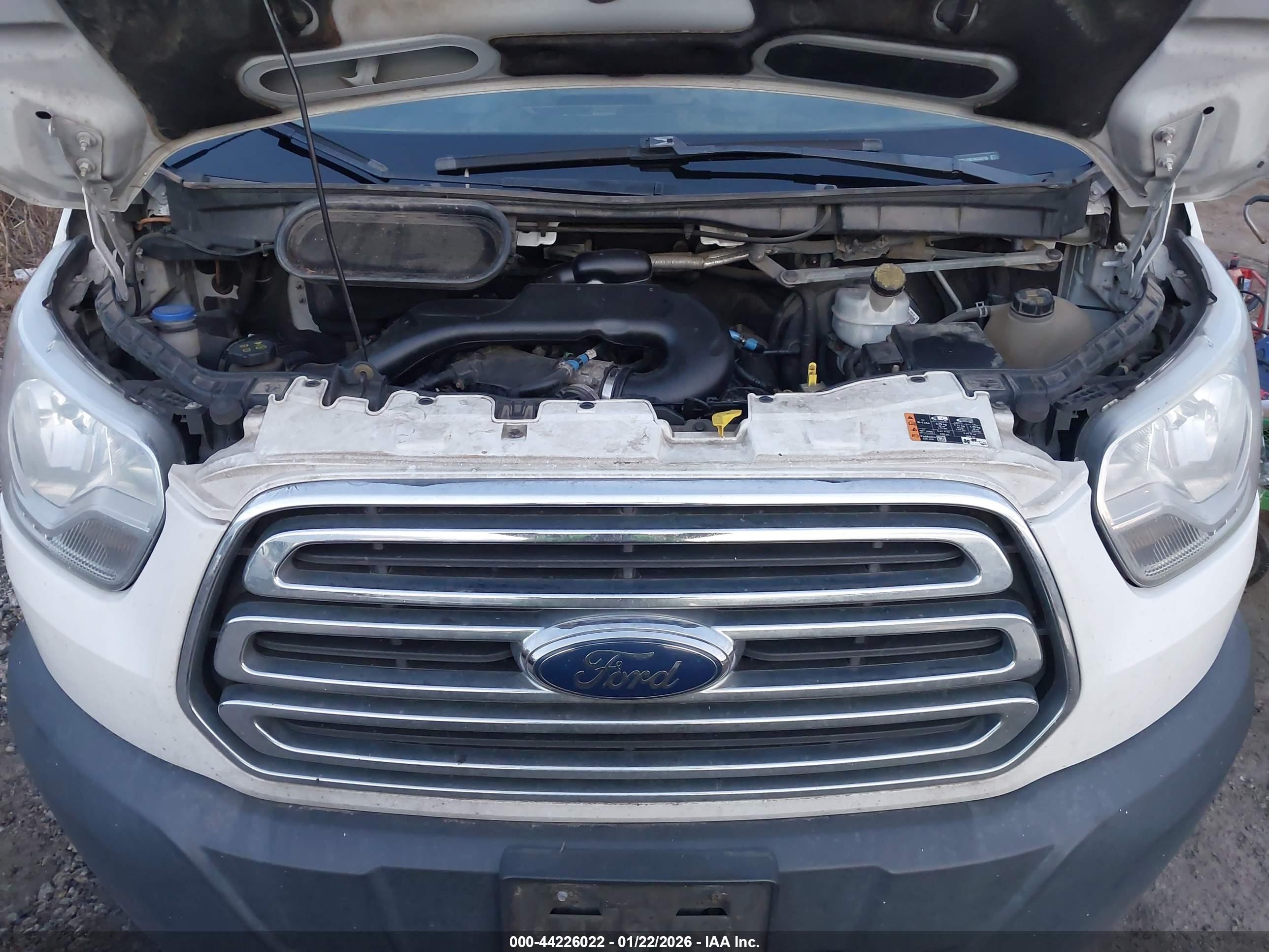 FORD TRANSIT-150 image 10