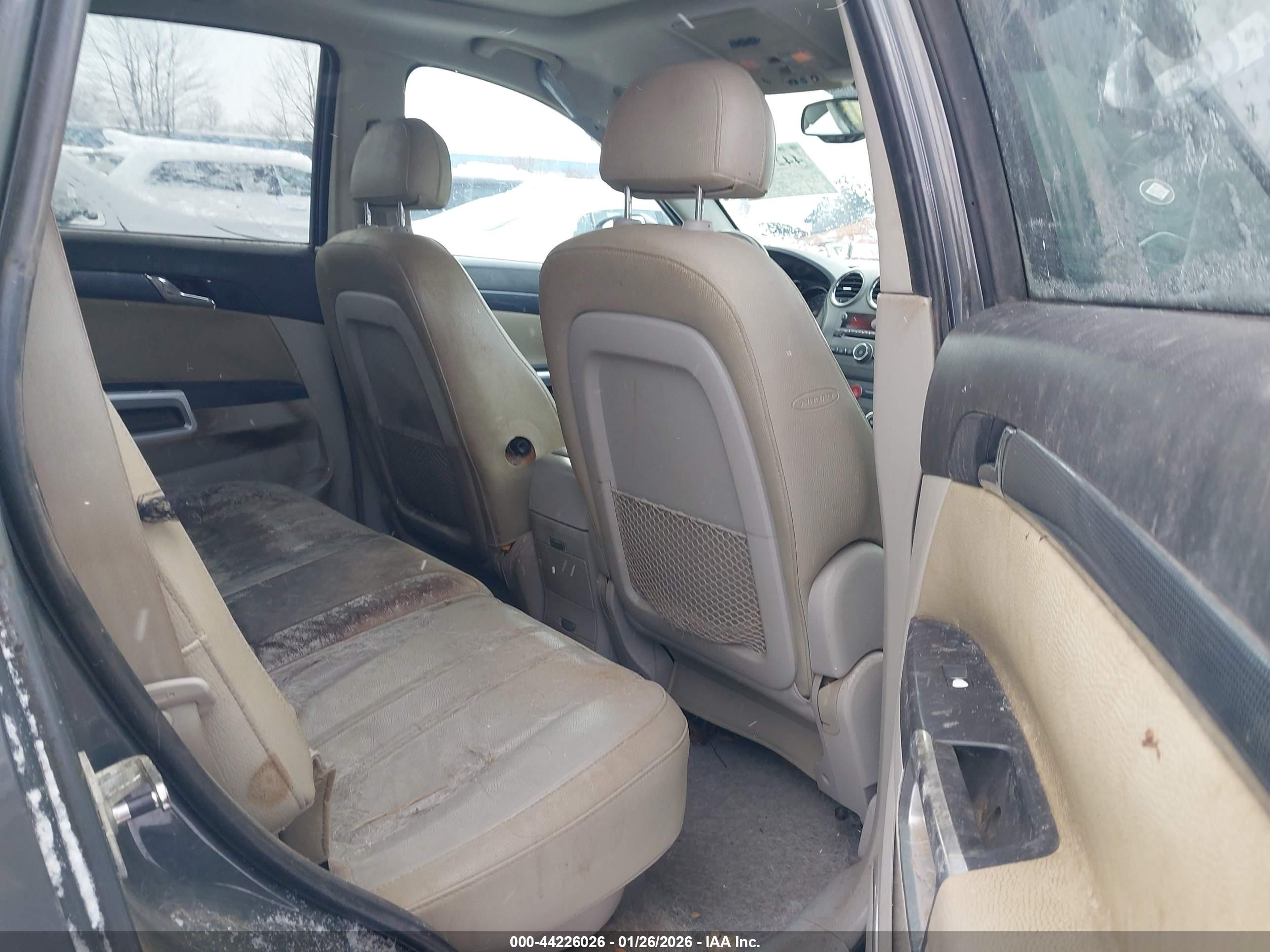 SATURN VUE image 8