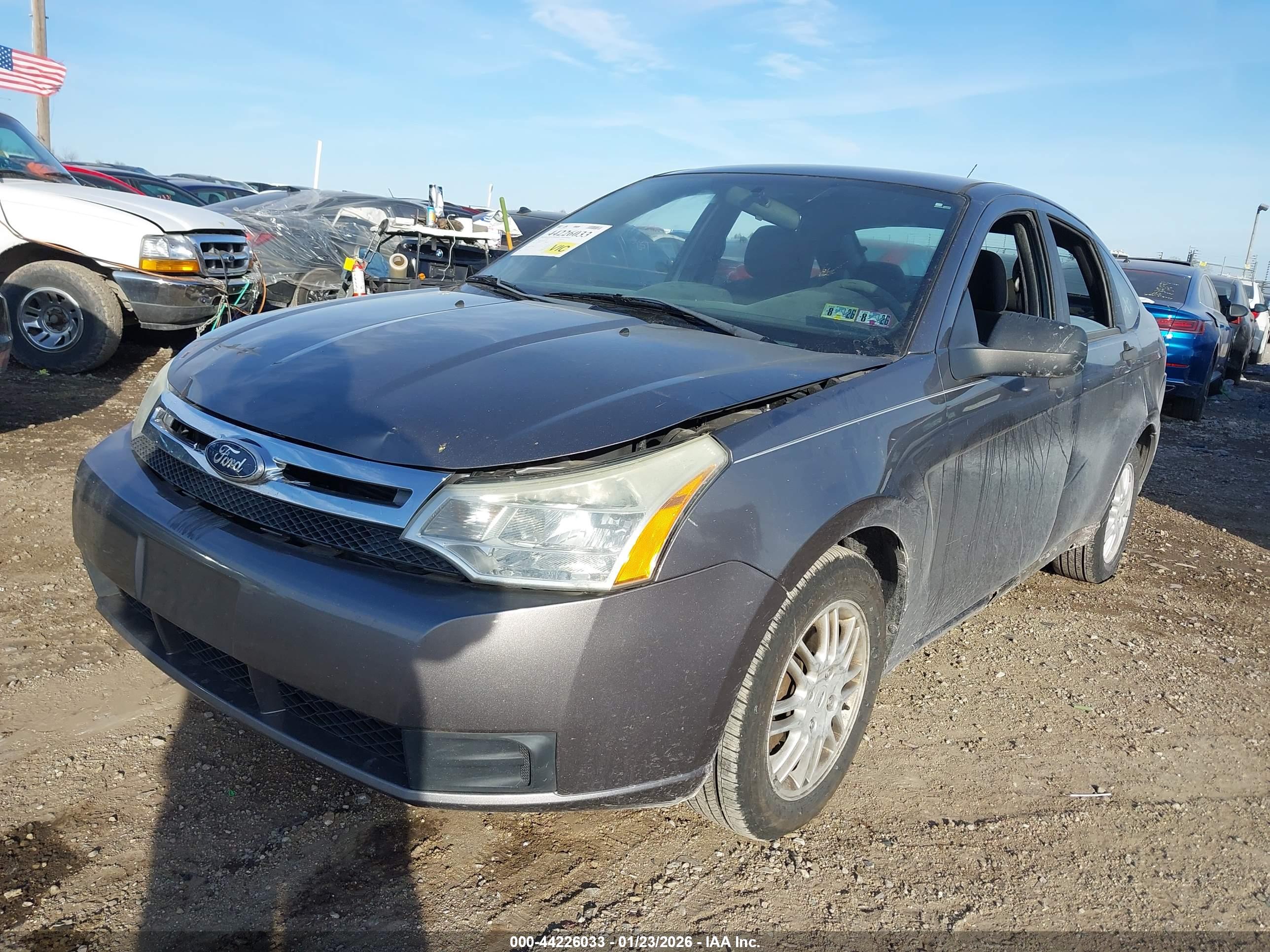 FORD FOCUS image 6