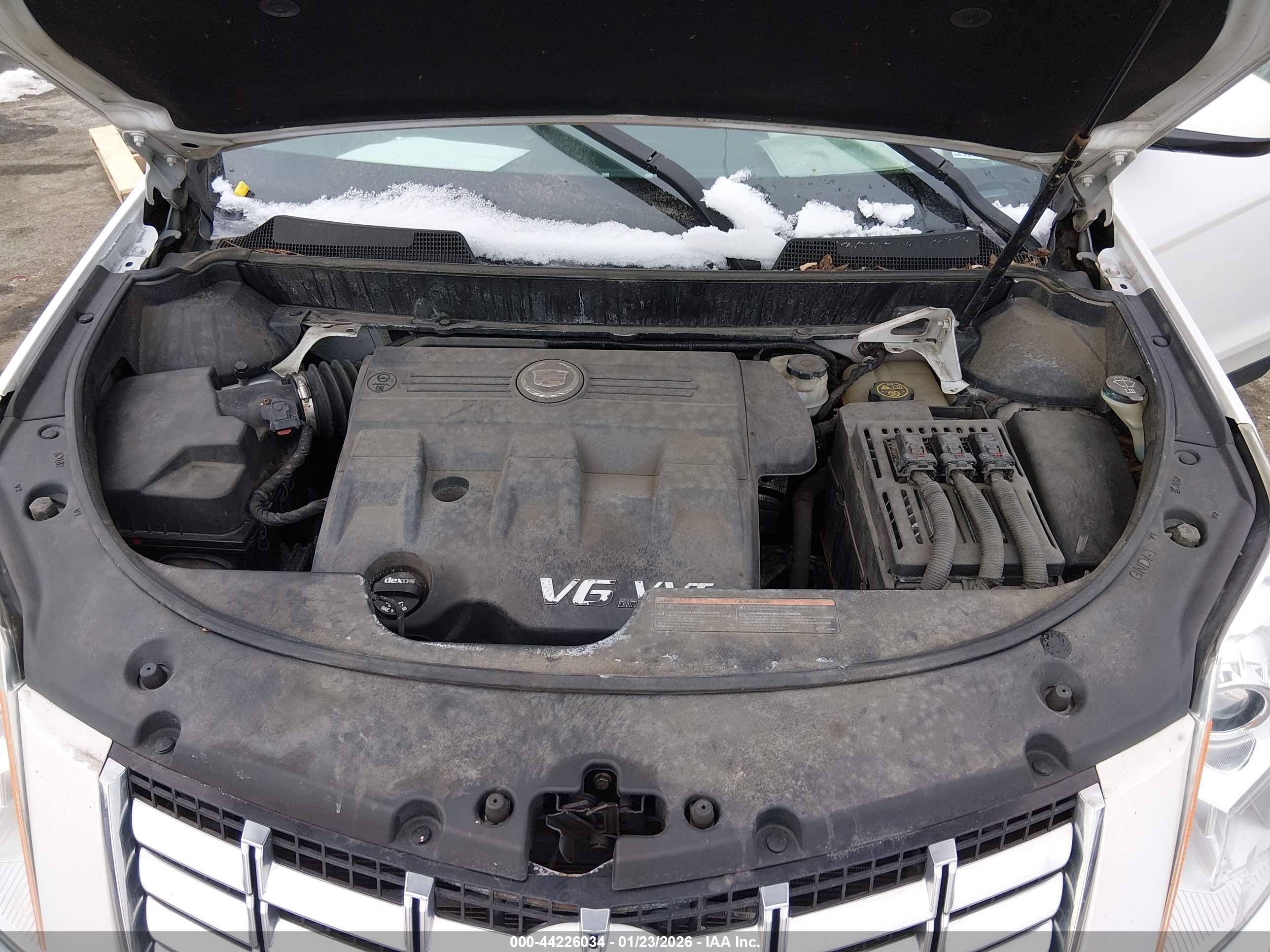 CADILLAC SRX image 10