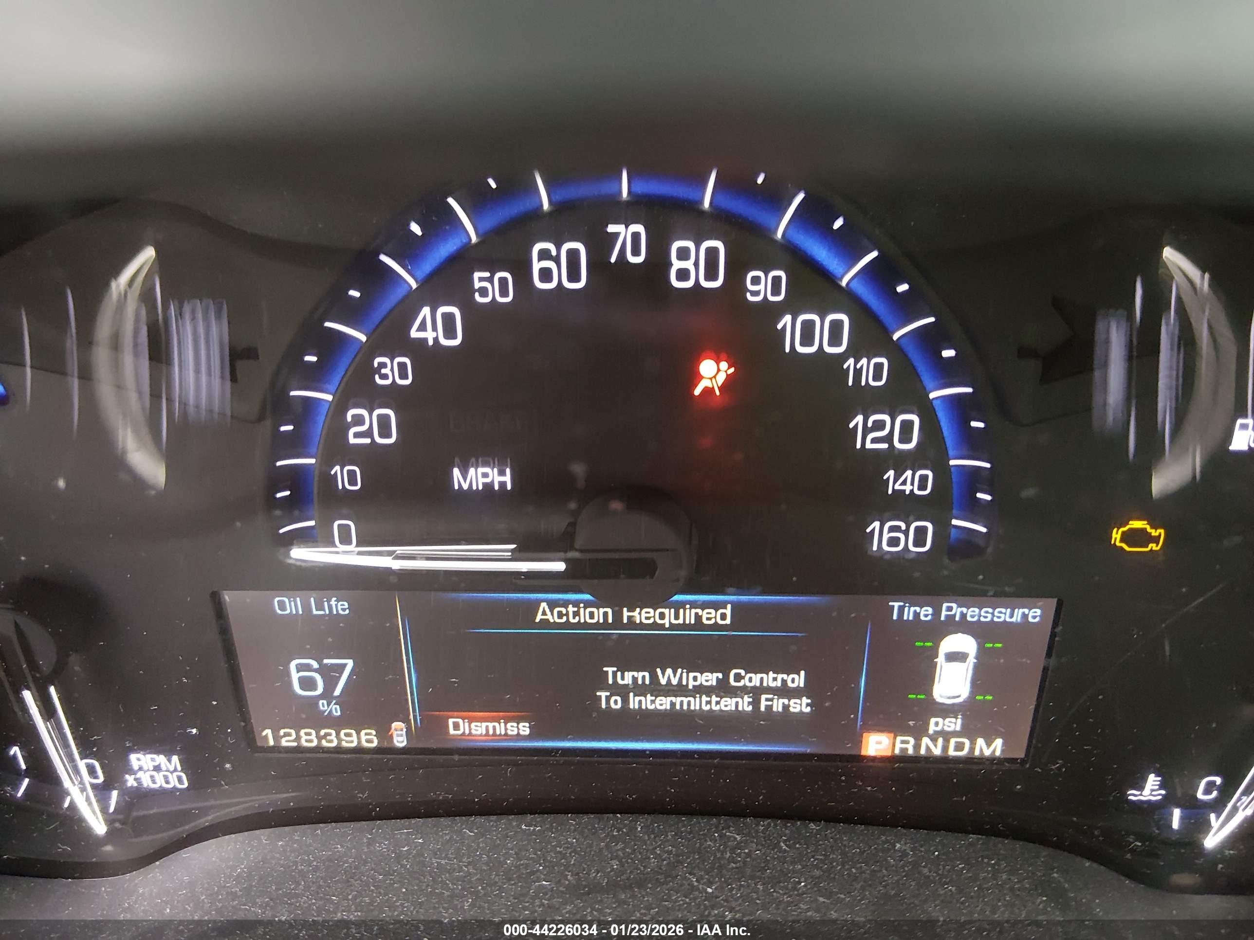CADILLAC SRX image 7