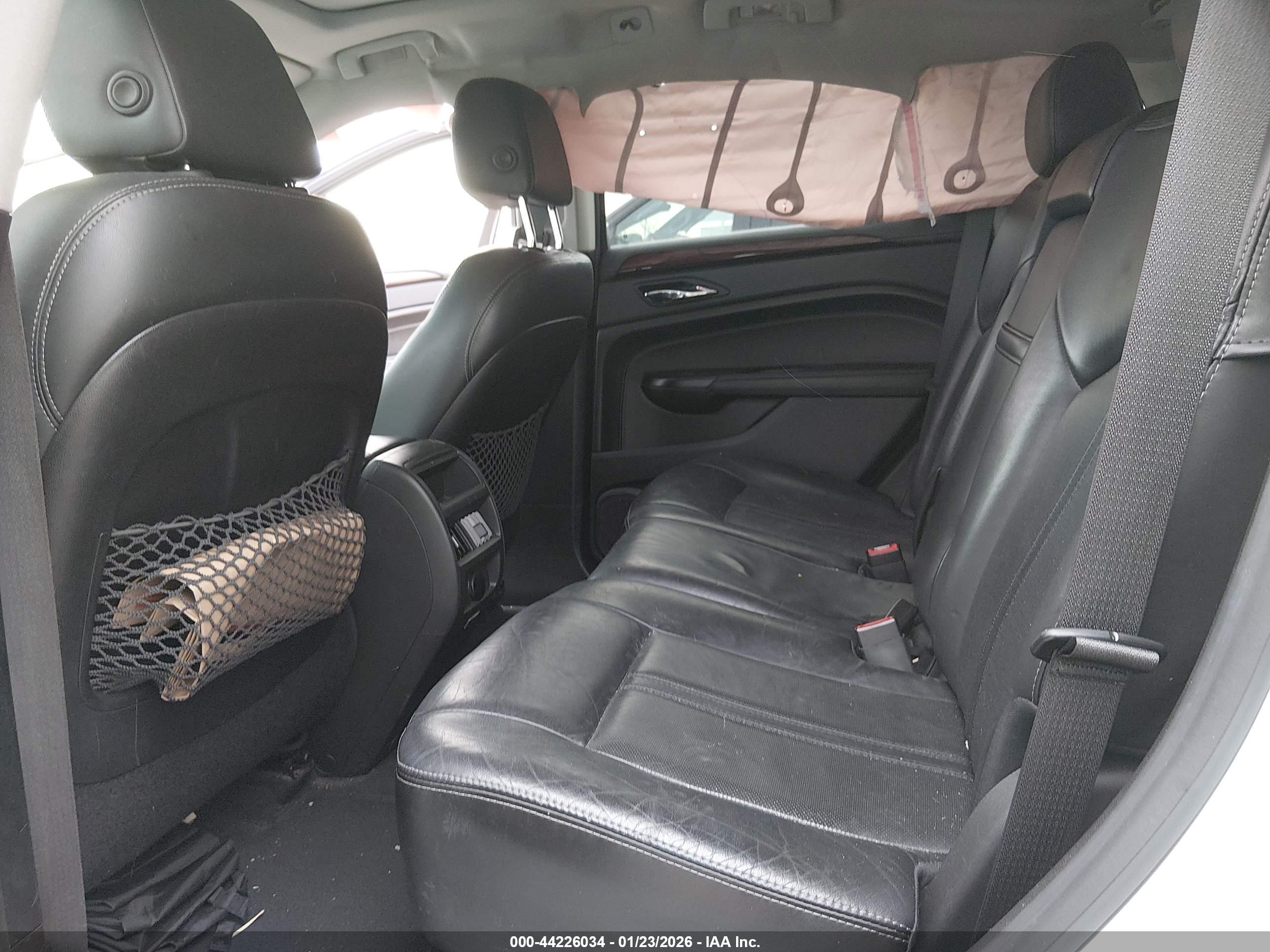 CADILLAC SRX image 8