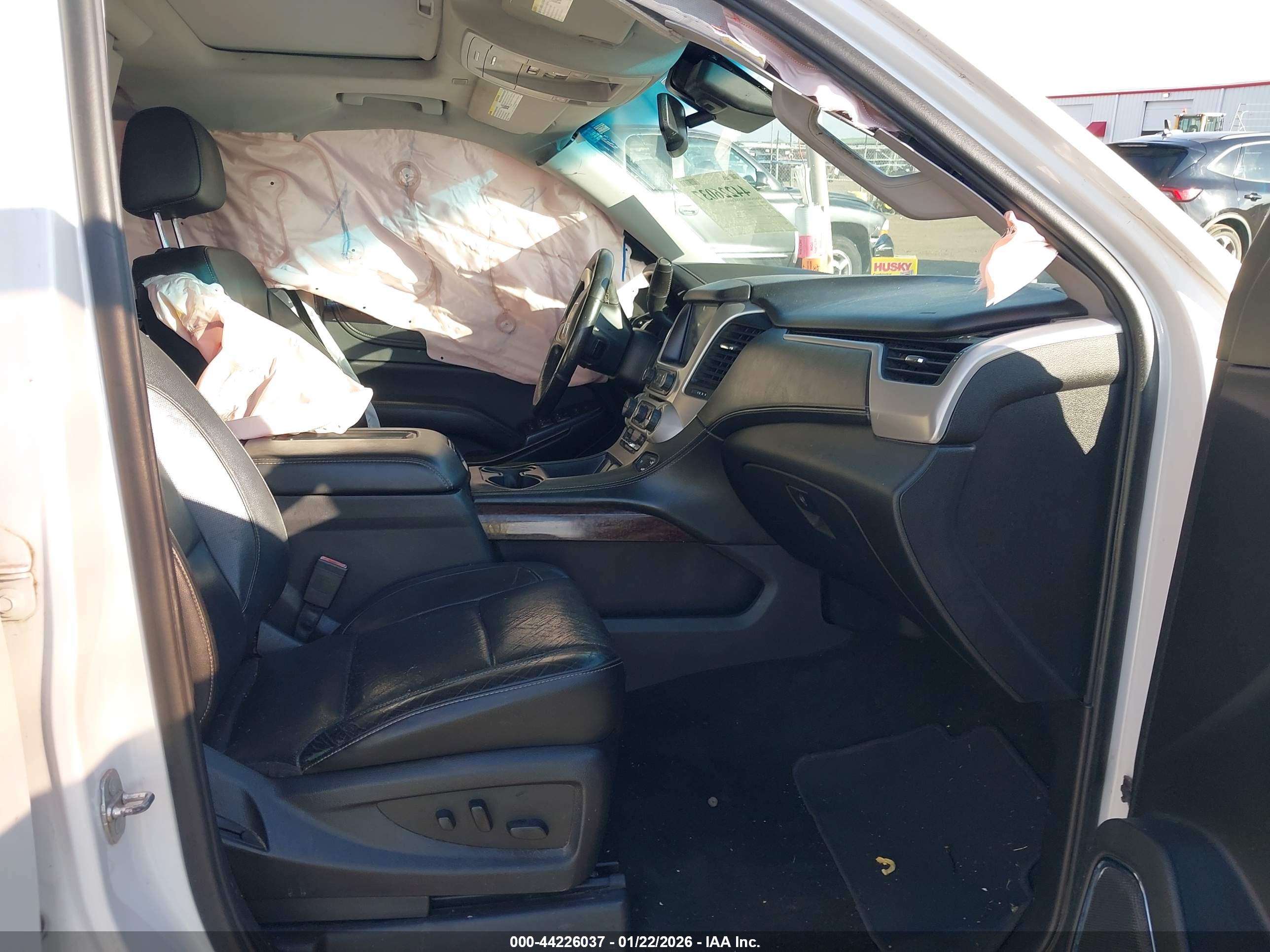GMC YUKON image 5