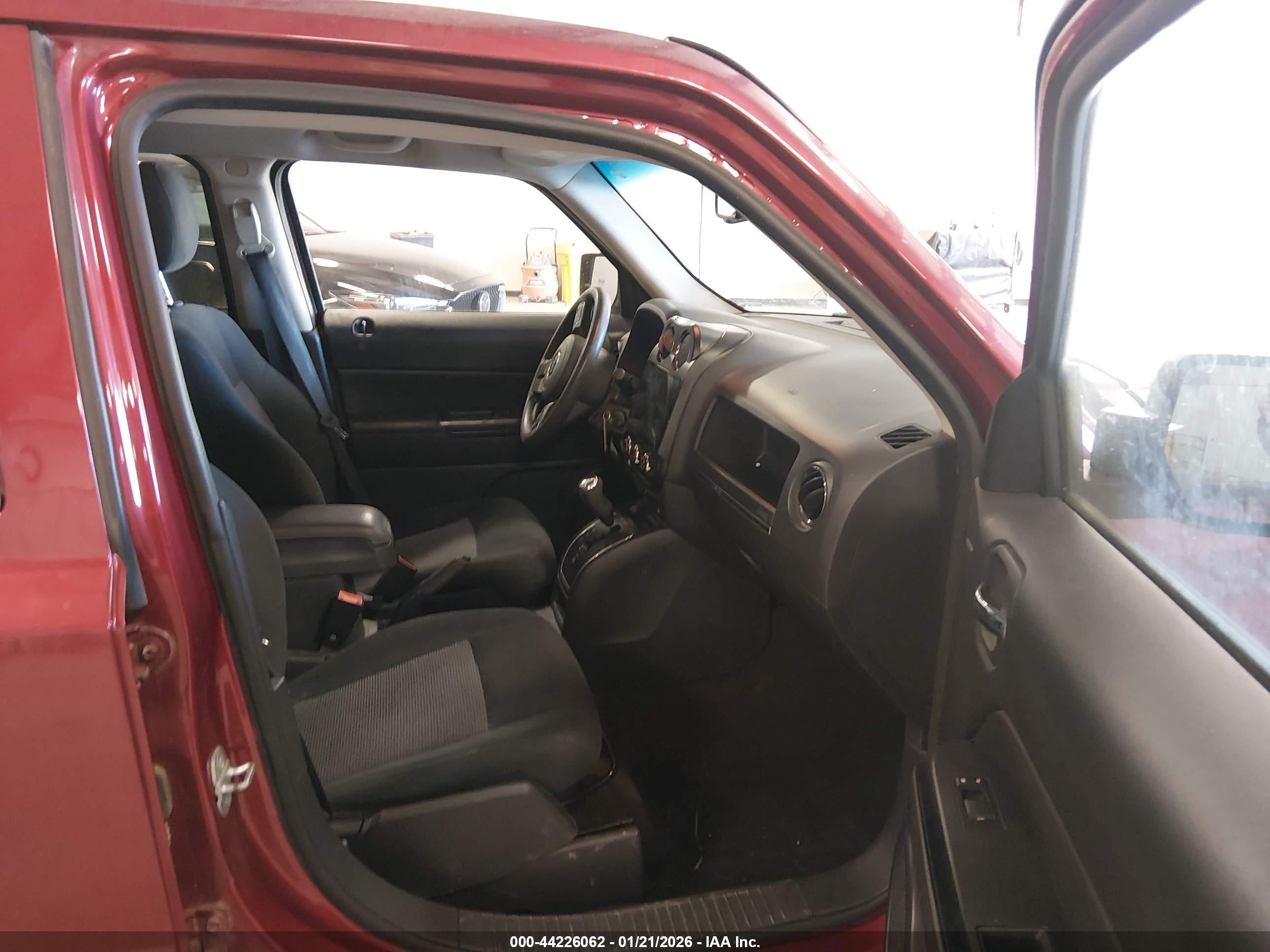 JEEP PATRIOT image 5