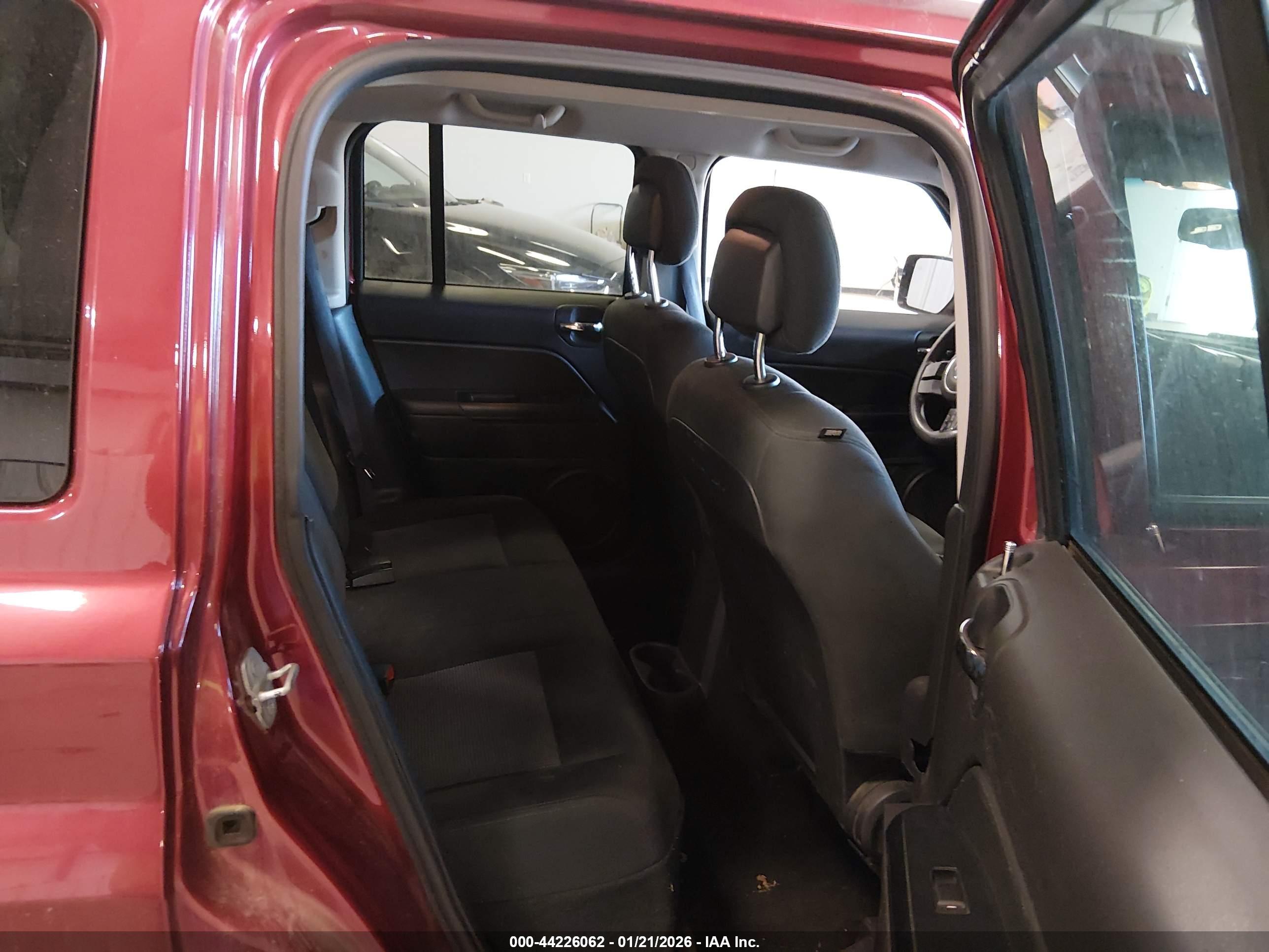 JEEP PATRIOT image 8