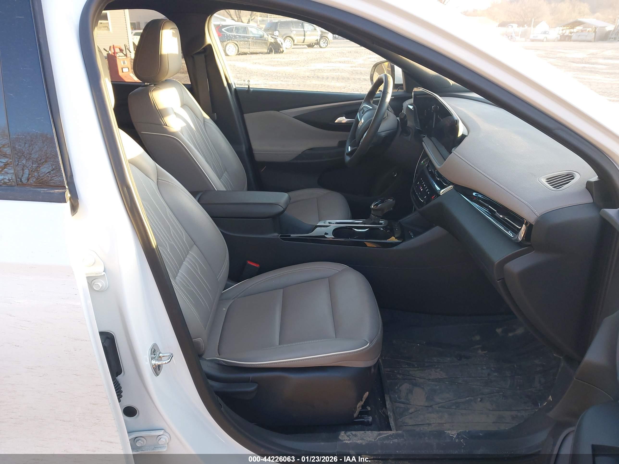 BUICK ENVISTA image 5